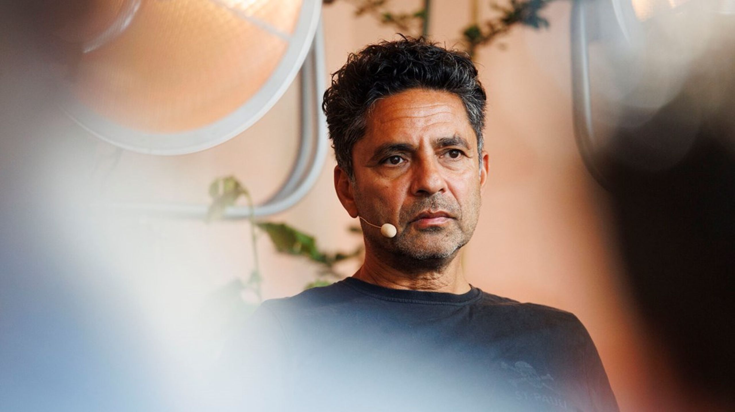 Tidligere R-minister Manu Sareen fik en adhd-diagnose som 50-årig.