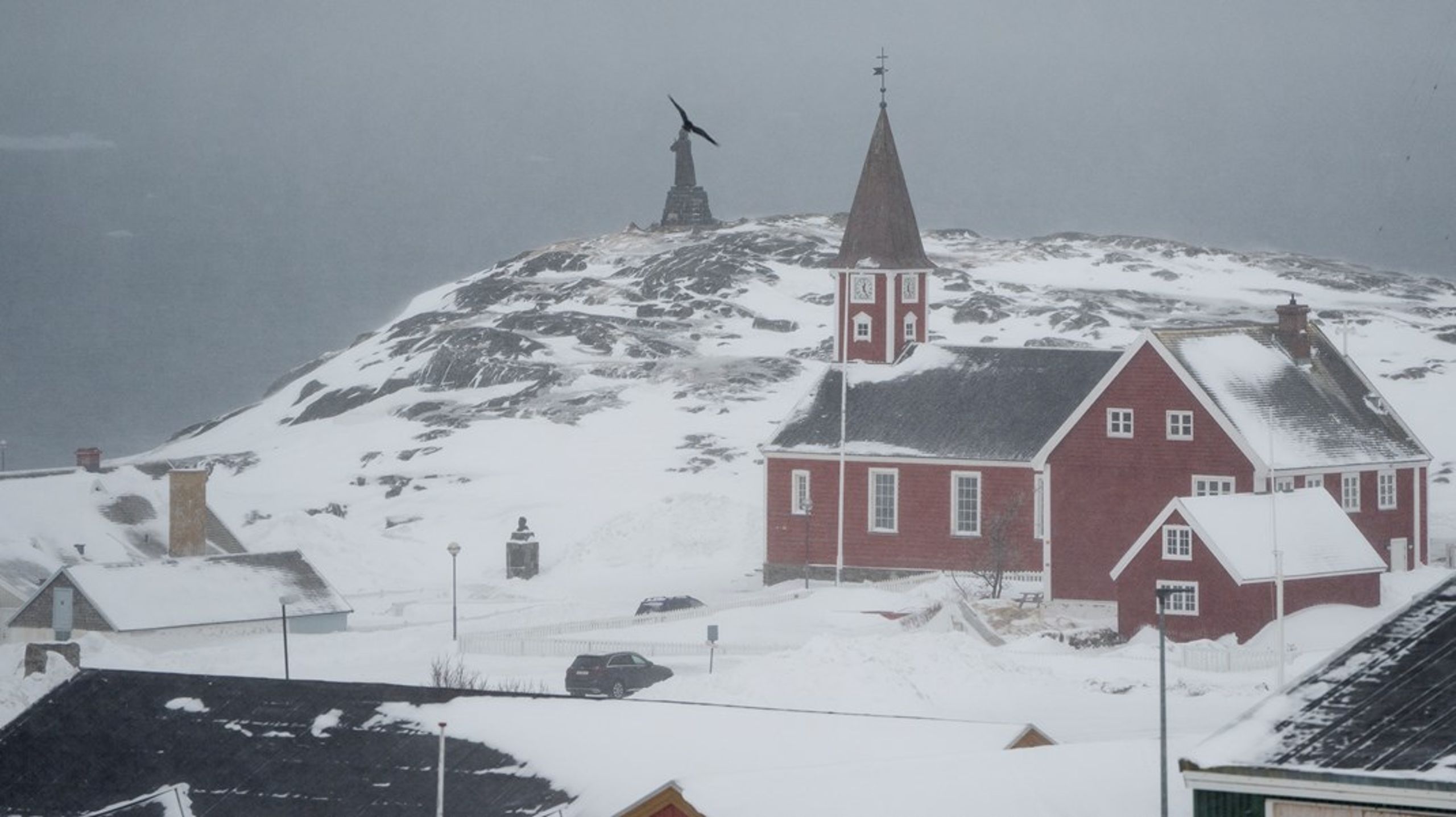 Kampen om Kvanefjeld er principiel og udstiller dilemmaerne i vejen til grønlandsk selvstændighed, skriver Benedikte Brincker.