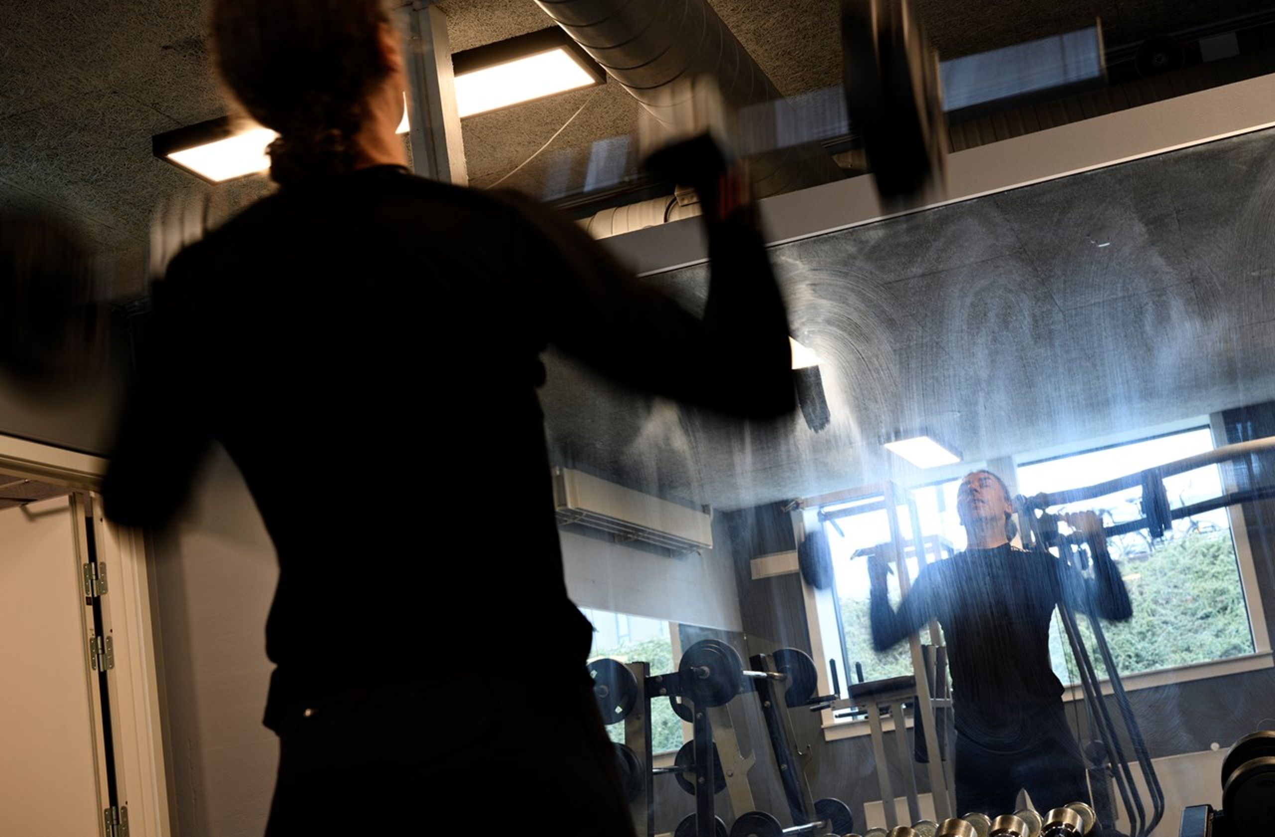 Politikere, Sundhedsministeriet, Undervisningsministeriet og Folketinget adresserer ikke fitnessdoping som et folkesundhedsproblem. Der mangler konsekvent lovgivning, finansiering og målrettede tilbud om rådgivning og behandling, skriver&nbsp;Ramadan Abdullah.