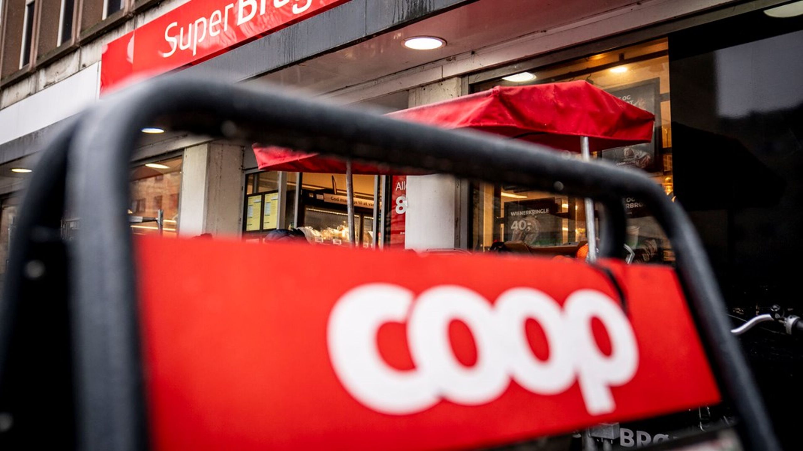 Lars Wallberg skal afløse&nbsp;Mike Dranov fra Coop amba, der forlader posten efter syv år.