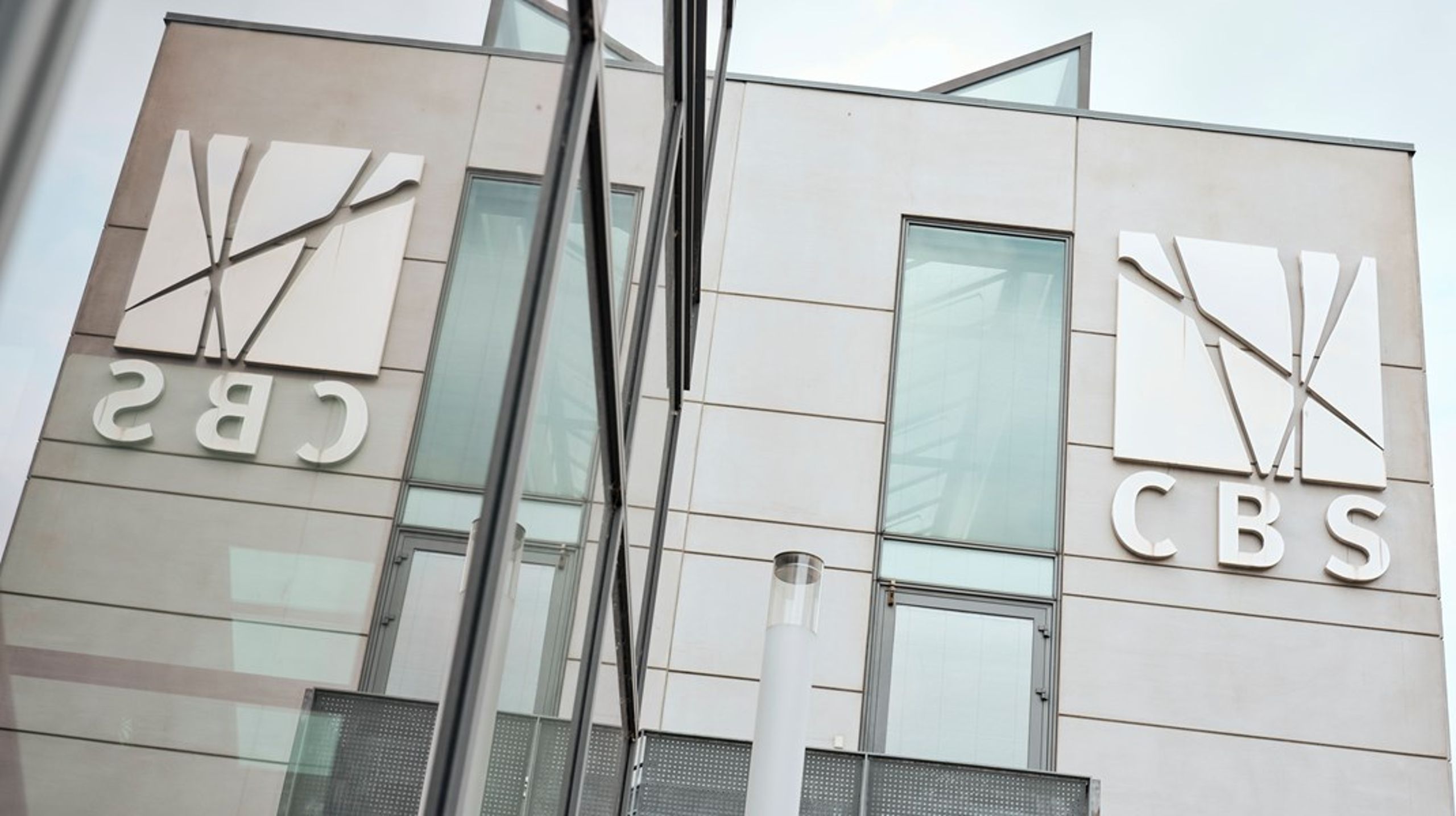 I vores øjne skal en ny, europæisk tilgang til videnskabsdiplomati hjælpe medlemslandene med at finde en balance mellem behovet for at beskytte viden og nødvendigheden af at udvide eller opretholde åbenhed, skriver Frede Blåbjerg og Mette Birkedal Bruun.