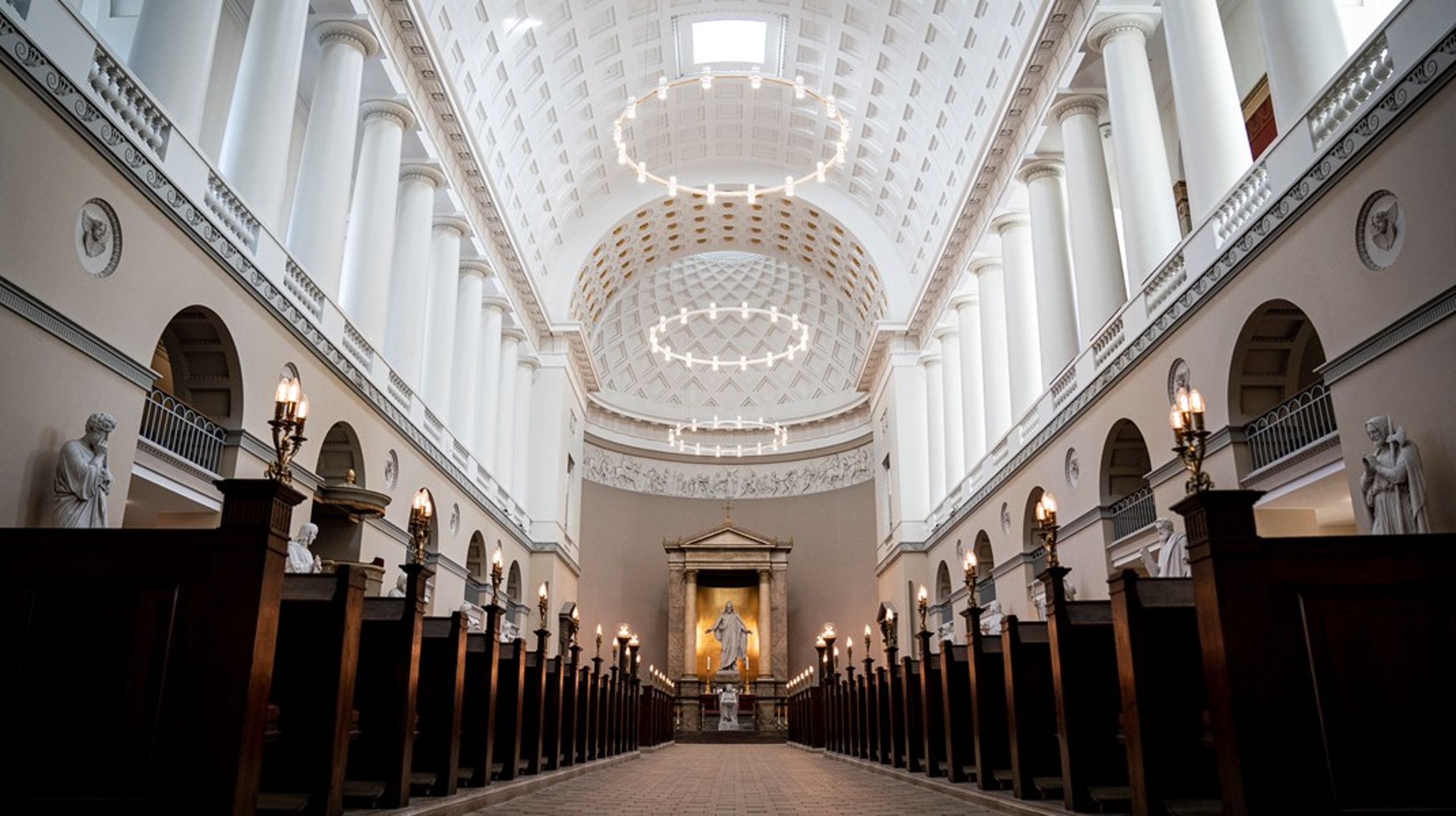 I et demokratisk samfund skabes sammenhængskraften gennem en gensidig respekt og solidaritet over for hinanden – ikke gennem en kulturkristen elites agiteren for højere dåbstal, skriver Tore Vincents Olsen.