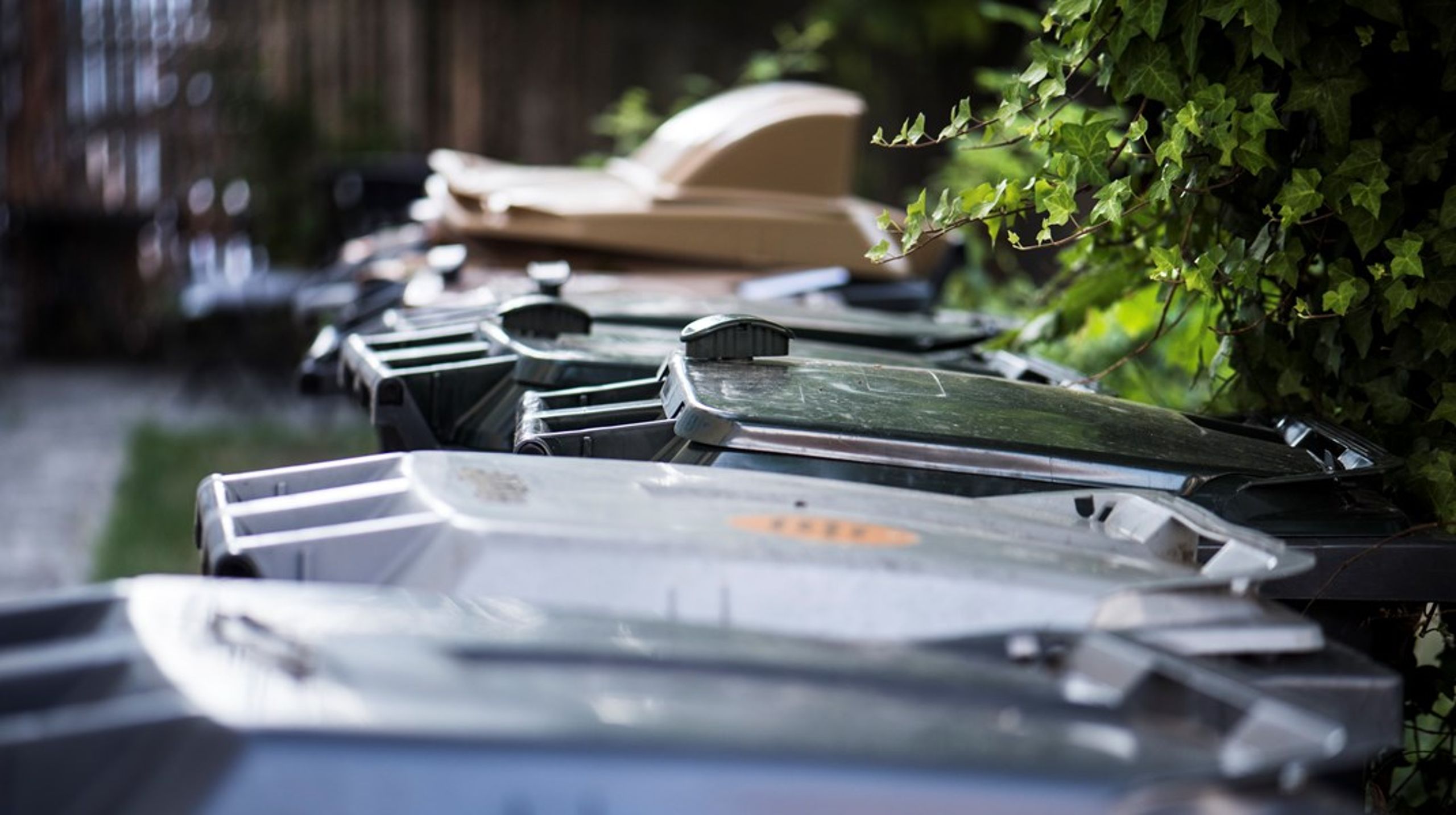 Systemet er så smukt indrettet, at man ikke kan betale for samme ydelse to steder. Et indtryk man ellers kunne have fået, når man har fulgt dækningen, skriver Jens Bomann Christensen.