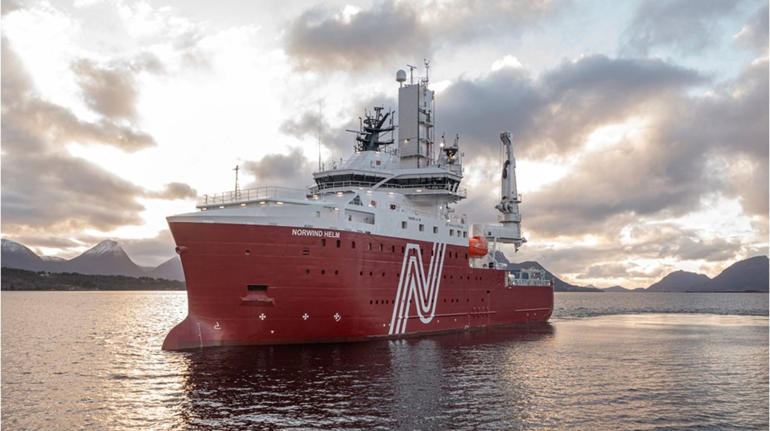 Det nye skib, der skal styrke Forsvarets farvandsovervågning, forventes leveret i 2026.