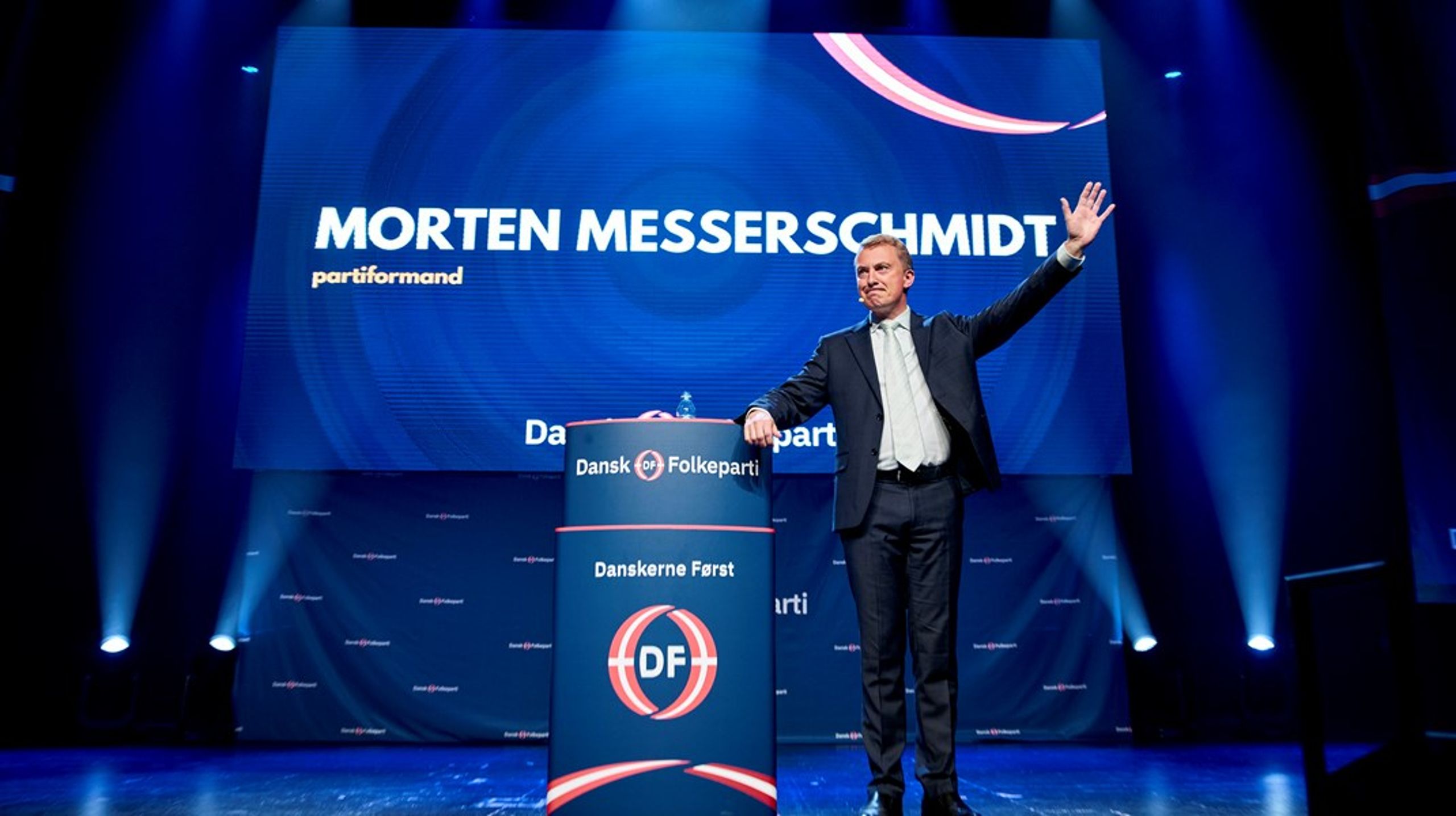 Muligheden midt i umuligheden for Messerschmidt var netop, at næsten alt var tabt. Der ikke var noget af det gamle DF tilbage. Ingen arv at røgte, ingen regler og normer at overholde. Der var kun ham, hans visioner for, at DF igen kunne&nbsp;blive et&nbsp;stort&nbsp;og afgørende parti.