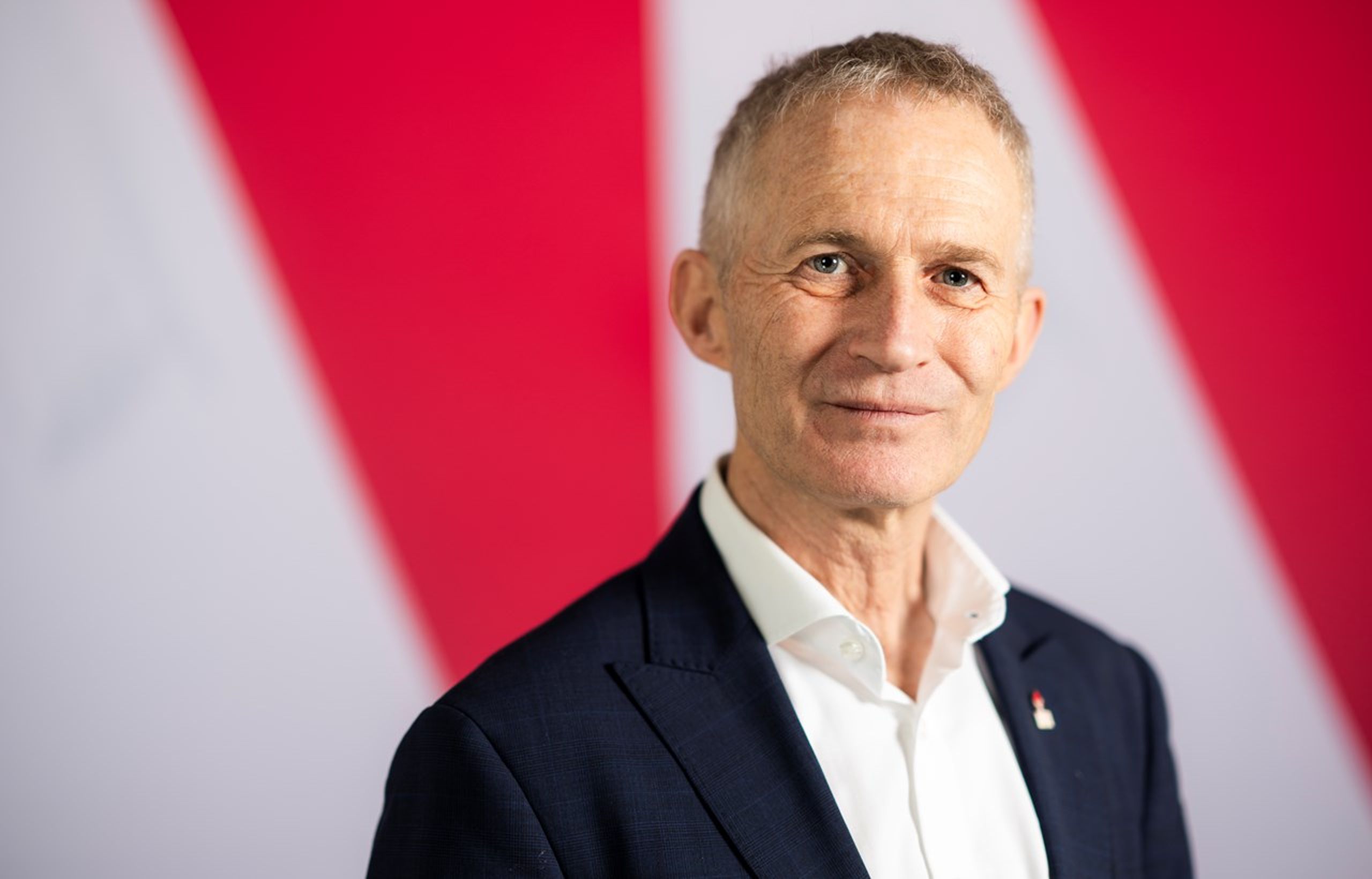 I DIF og forbundene skal vi også kigge indad – for vi er ikke de bedste rollemodeller endnu. Der er alt for få unge i vores egne bestyrelser. Det skal vi gøre bedre, lyder det fra Hans Natorp.