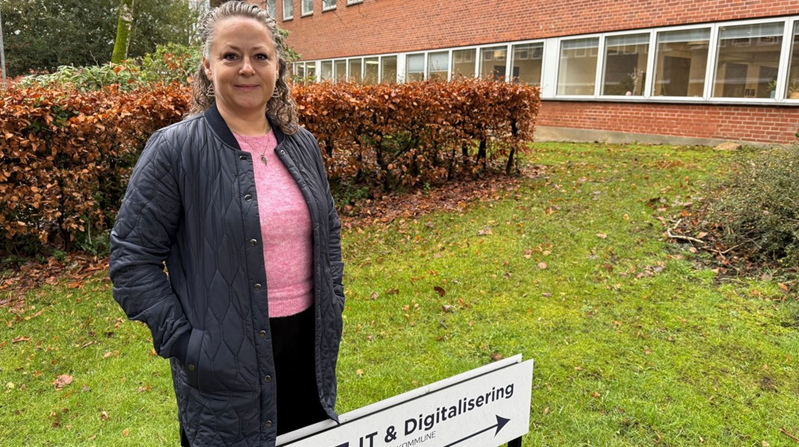 "Vi er dog også pinligt bevidste om, at det ikke er noget, der lader sig ændre på den korte bane," fortæller&nbsp;Chalotte Nedergaard Nielsen om afhængigheden af amerikanske løsninger.<br>