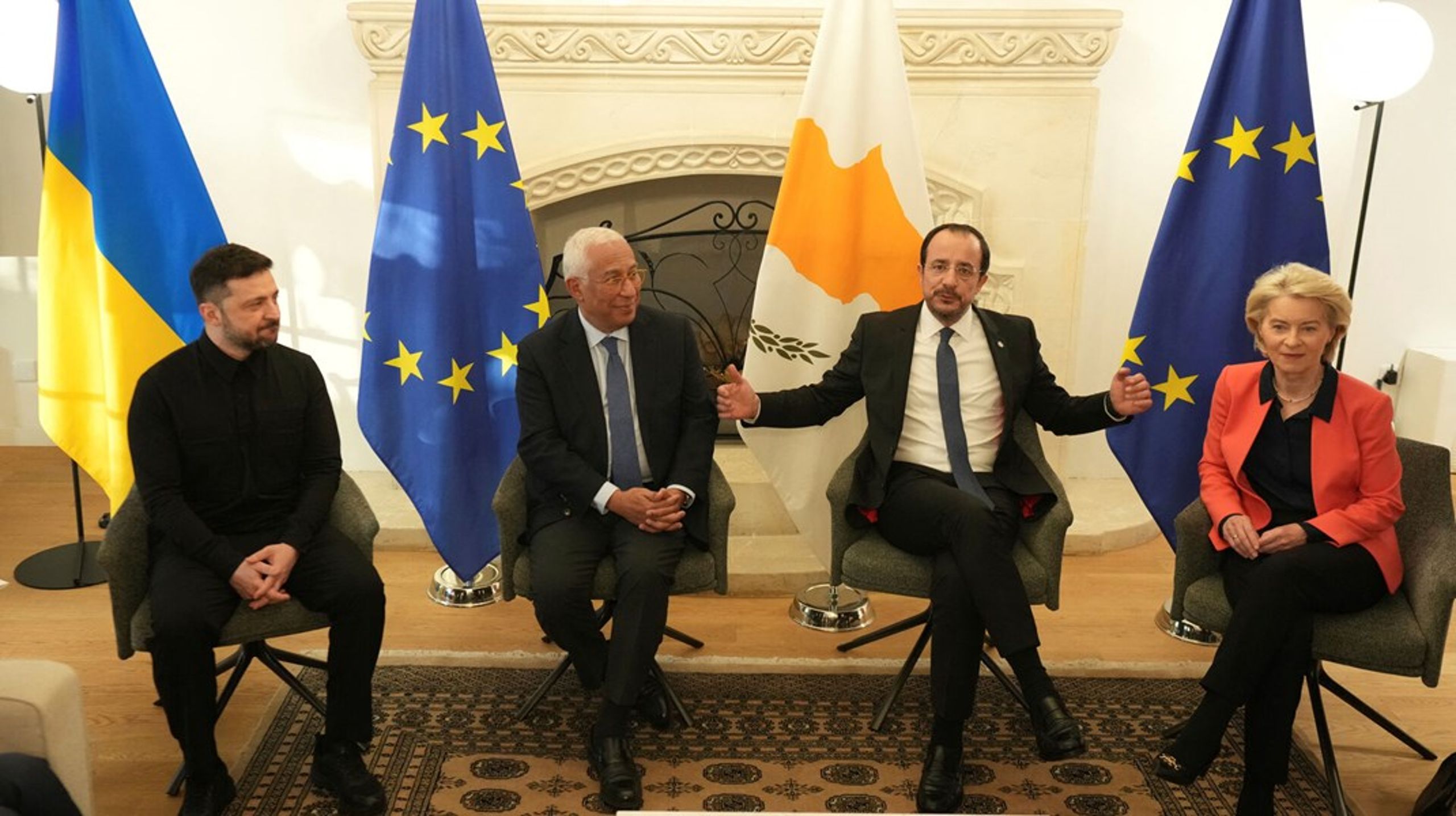 Ukraine kommer til at veje tungt på den cypriotiske formandskabsdagsorden. Derfor havde præsident Nikos
Christodoulides også inviteret Volodymyr Zelenskyj med til åbningsceremoni i Nicosia onsdag.