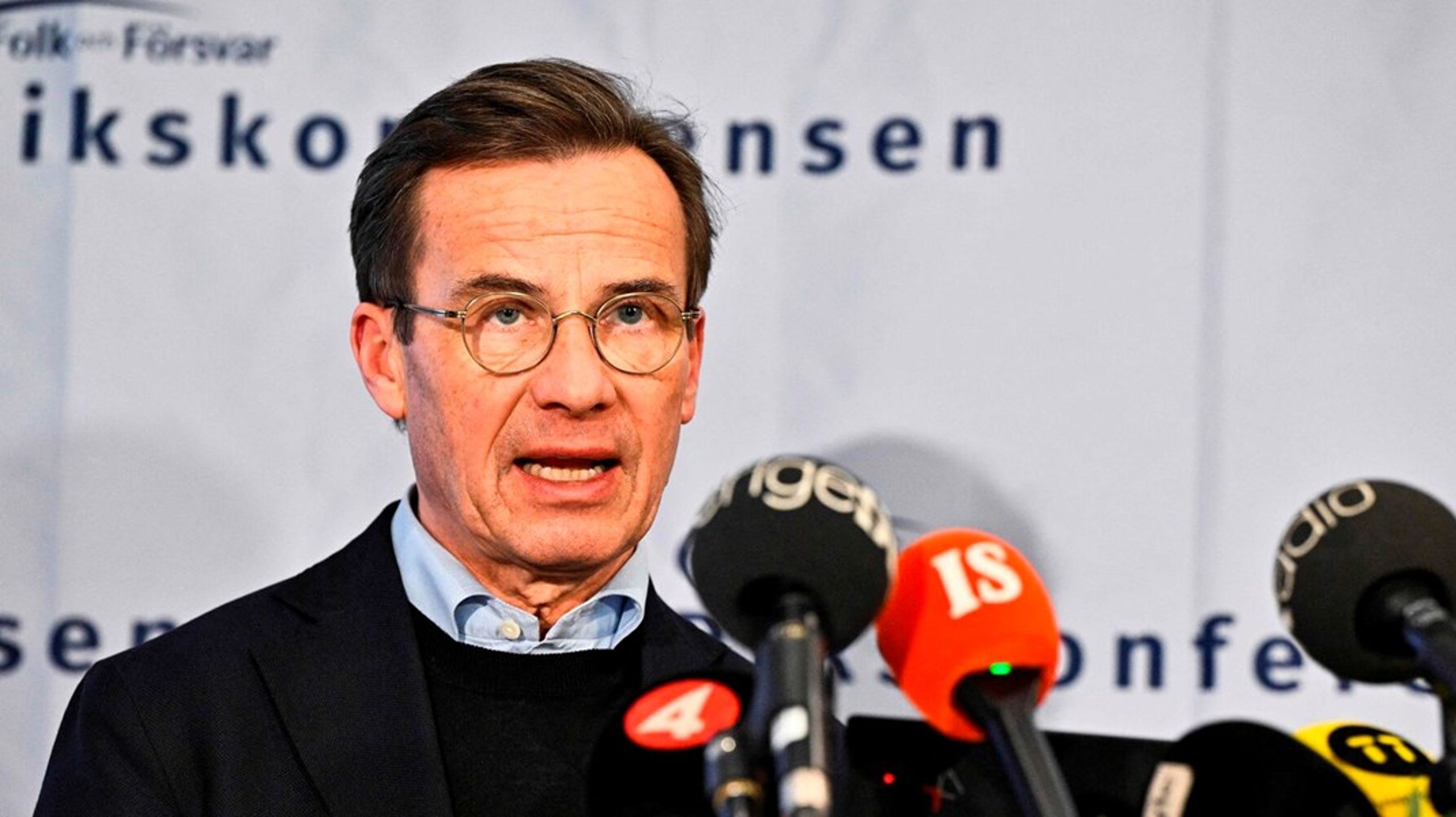 "Det er respektløst, og det fortjener Danmark ikke, og vi står helt og fuldt bag Danmark," sagde Sveriges statsminister Ulf Kristersson søndag om Donald Trumps trusler om at overtage Grønland.