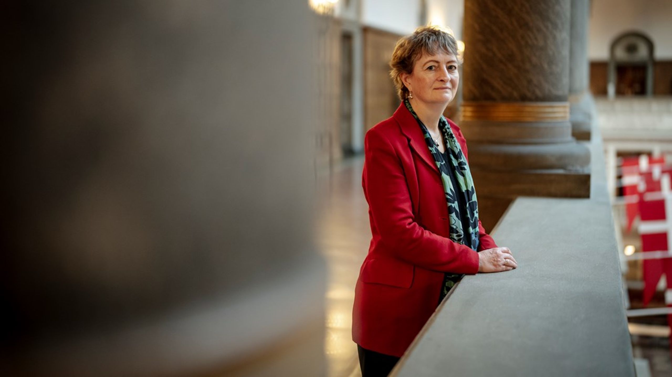 "Vi har ikke været hurtige nok til at etablere de nye byrum, som vi vil have i stedet for parkeringspladserne," siger Line Barfod om den kritik, det har udløst, at Københavns Kommune har erstattet parkeringspladser med grønne københavnerbænke.