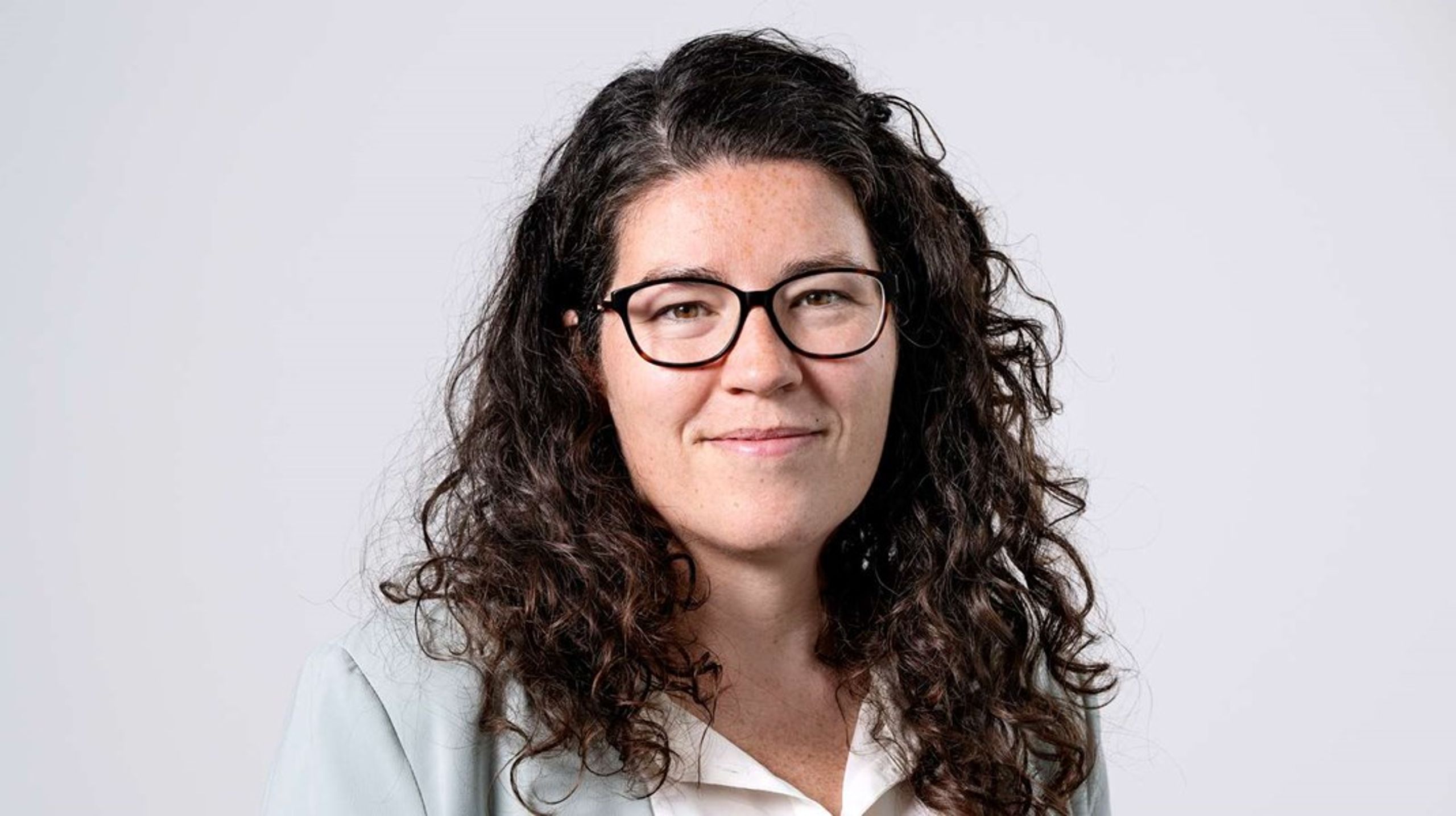 Overimplementering af EU-regler er en sten i skoen for danske virksomheder, skriver&nbsp;Maria Schougaard Berntsen.