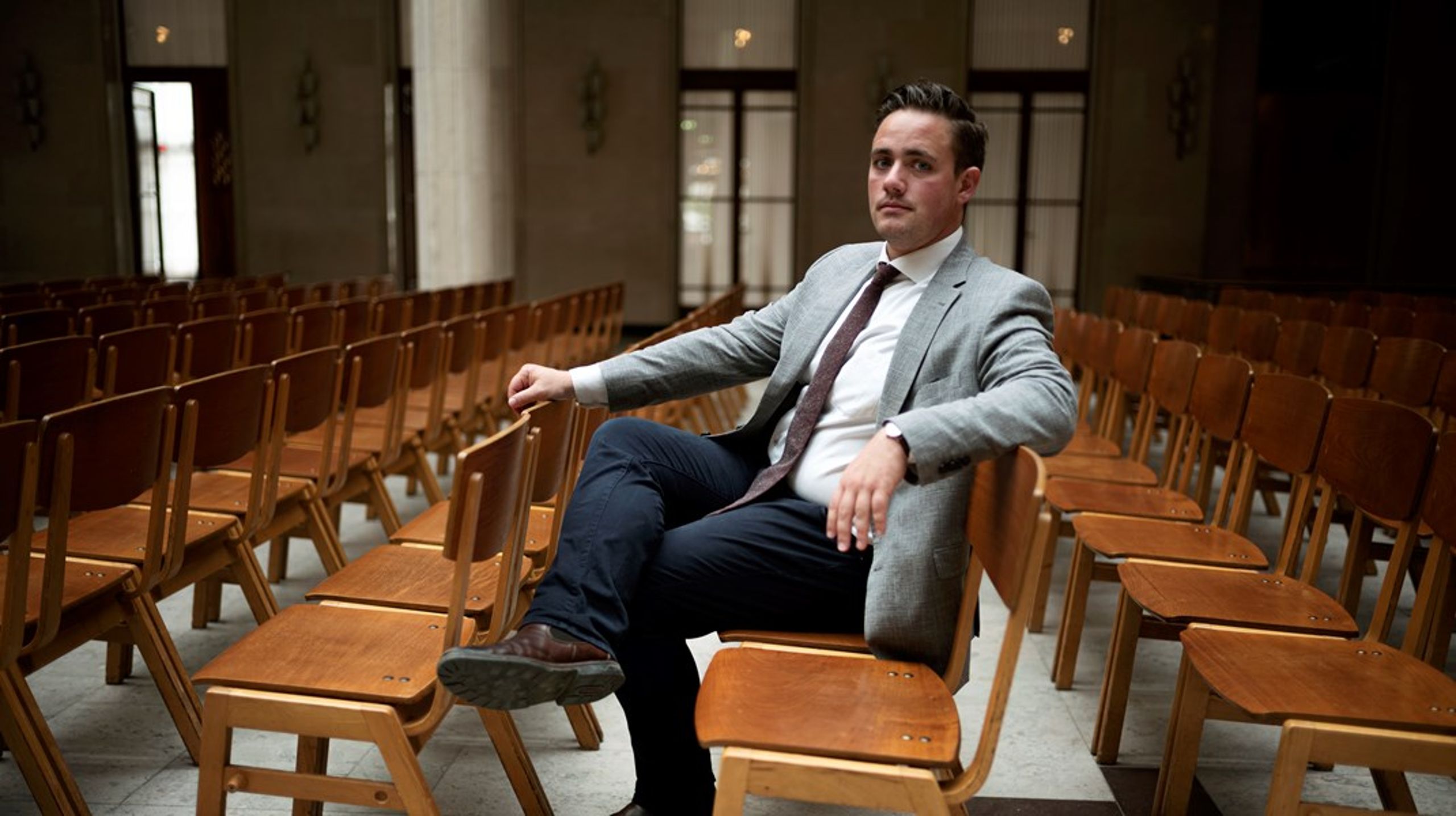 Jeg tror, at min ærgrelse over den lollikske skolelærers demonstrative optræden særligt kommer af, at jeg hører ekkoet af en uigennemtænkt forbrugerisme, der gennemsyrer vores holdning til rigtig mange ting, skriver Christian Egander Skov.