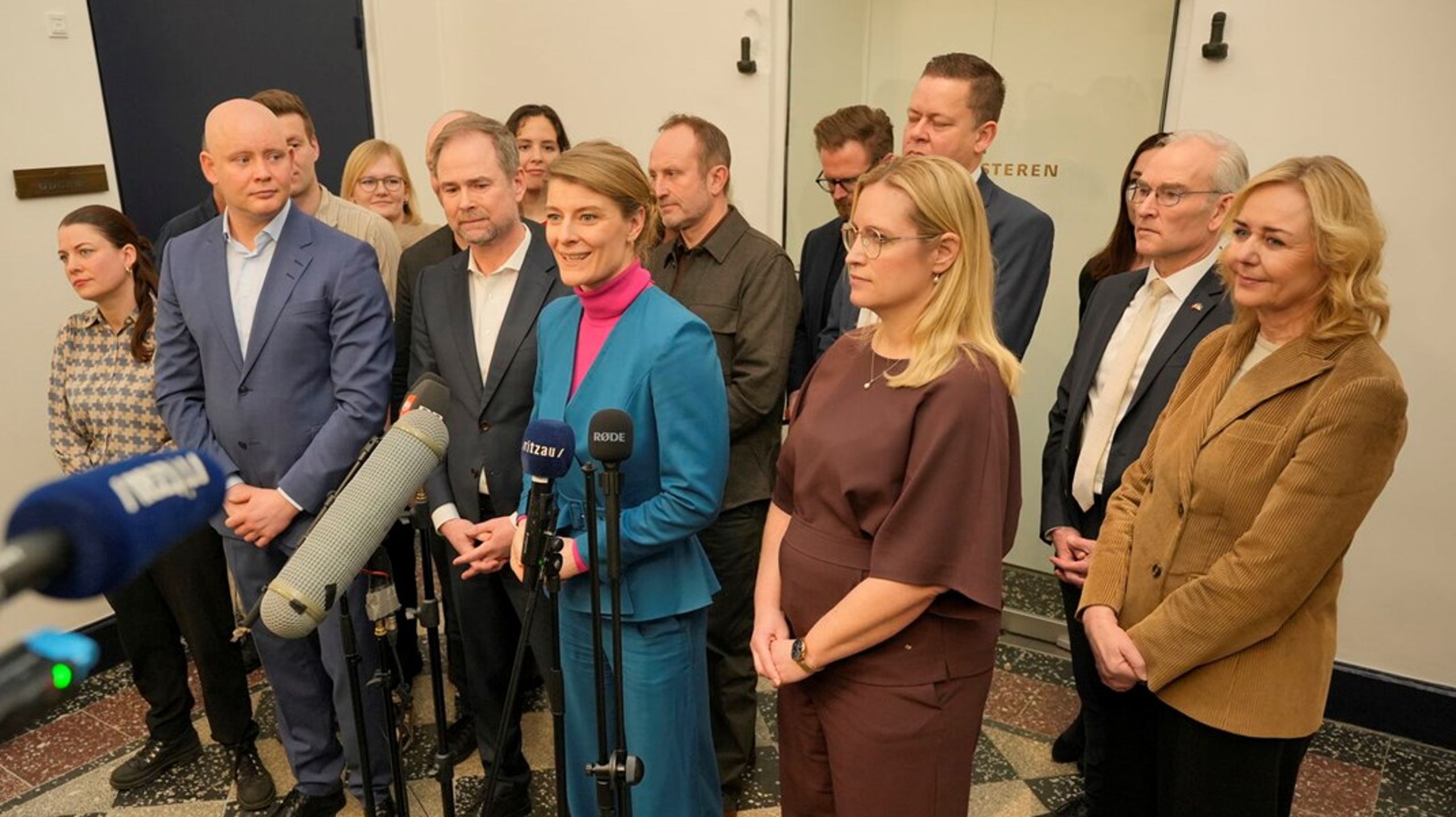 Kun Dansk Folkeparti og Liberal Alliance er ikke med i aftalen.