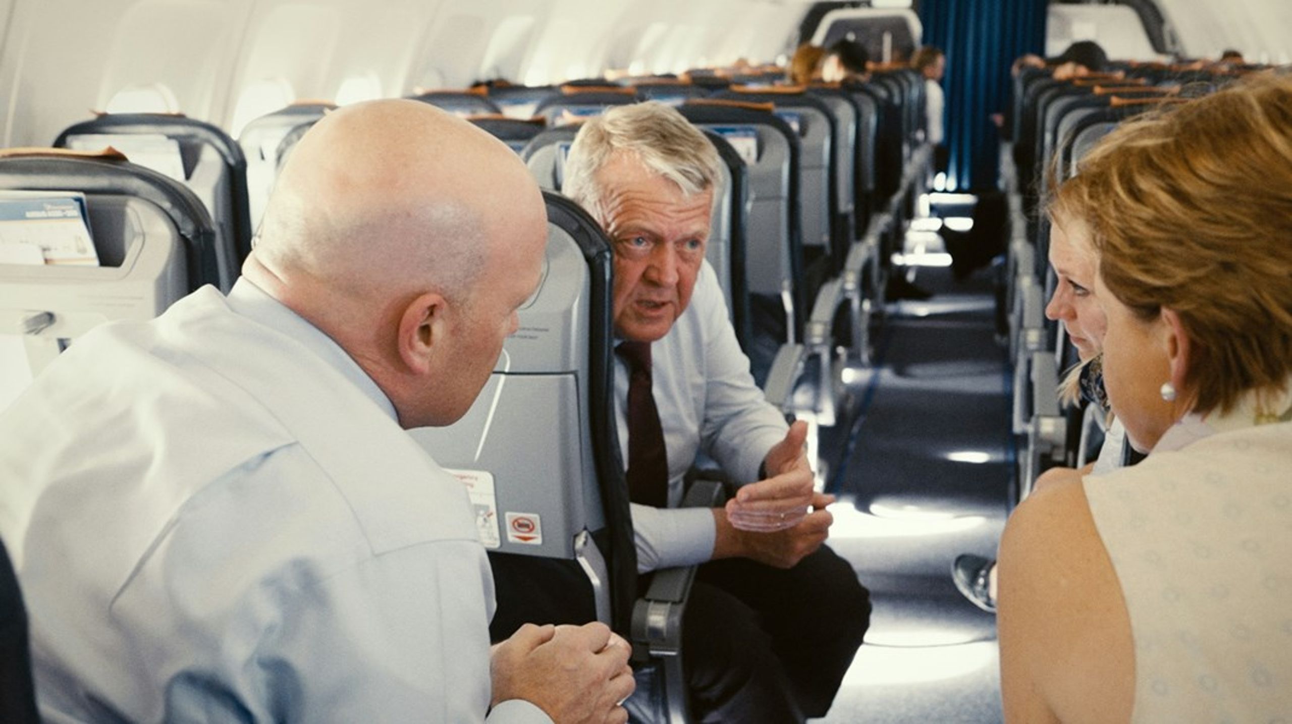 "At Lars Løkke Rasmussen simpelthen bare er godt fjernsyn, kommer vi ikke udenom,"&nbsp;skriver anmelder Jeppe Højberg Sørensen om TV 2's dokumentar 'Udenrigsministeren'.