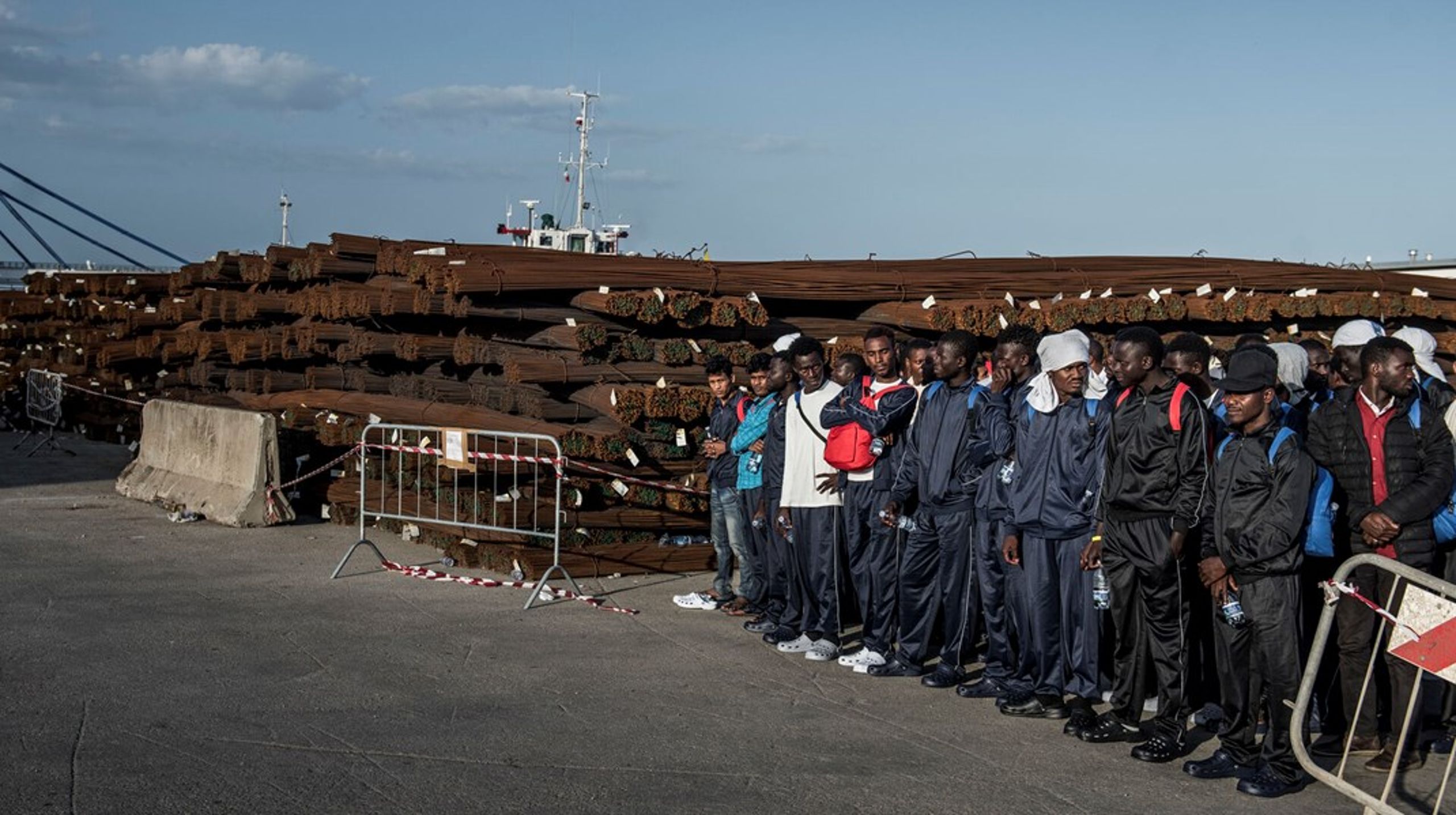 EU-Parlamentet gav tirsdag også grønt lys til, at EU for første gang får en fælles liste over såkaldte sikre oprindelseslande, hvor asylansøgere skal sendes tilbage direkte uden nogen omfattende prøvning af deres ansøgning.&nbsp;