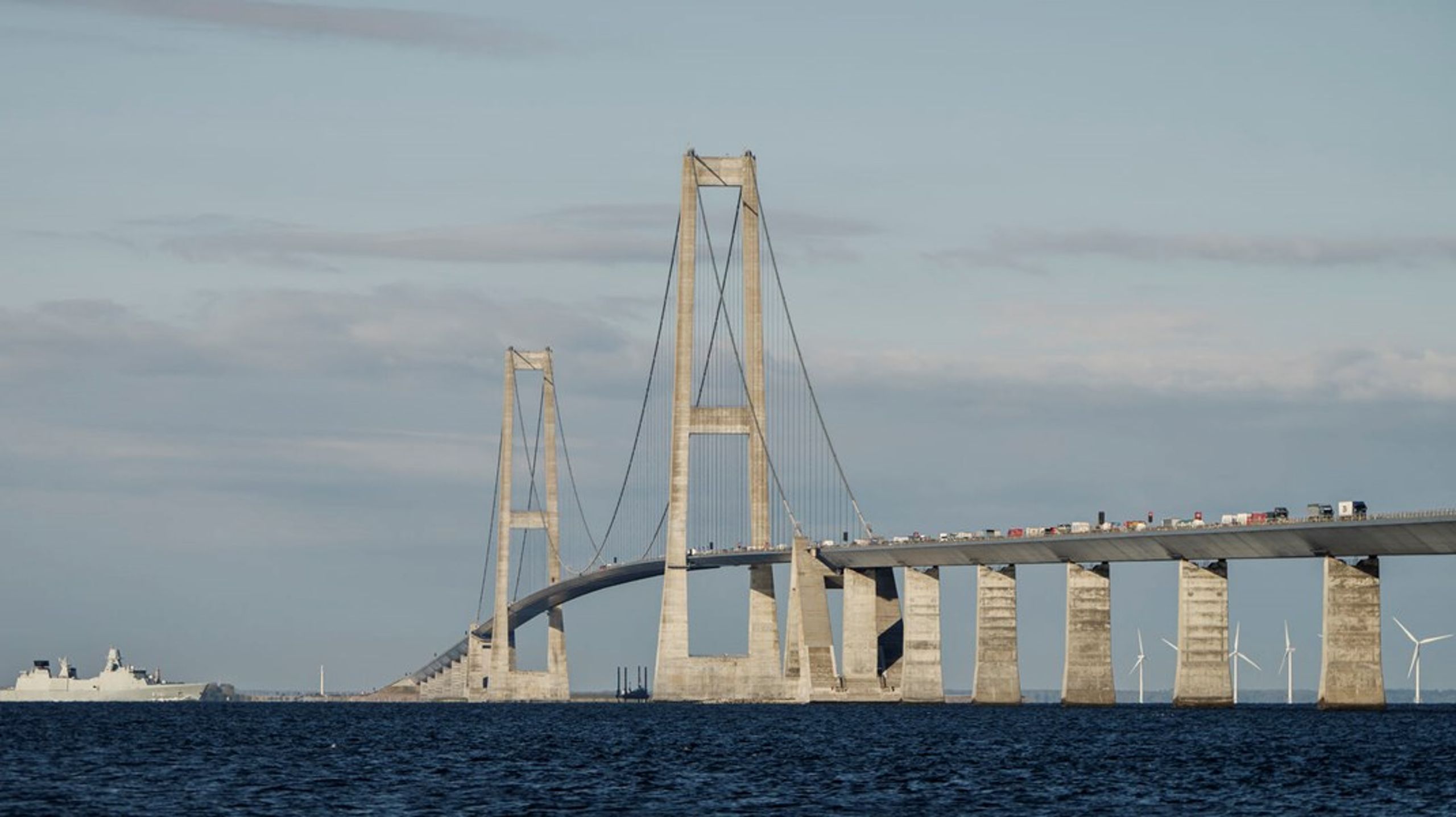 Vi er nødt til at indregne, hvad vi ved og ikke ved omkring klimaet, når vi bygger ny infrastruktur, skriver Michael Havbro Faber, Søren Randrup-Thomsen, Inger Birgitte Kroon og Henrik Garver.
