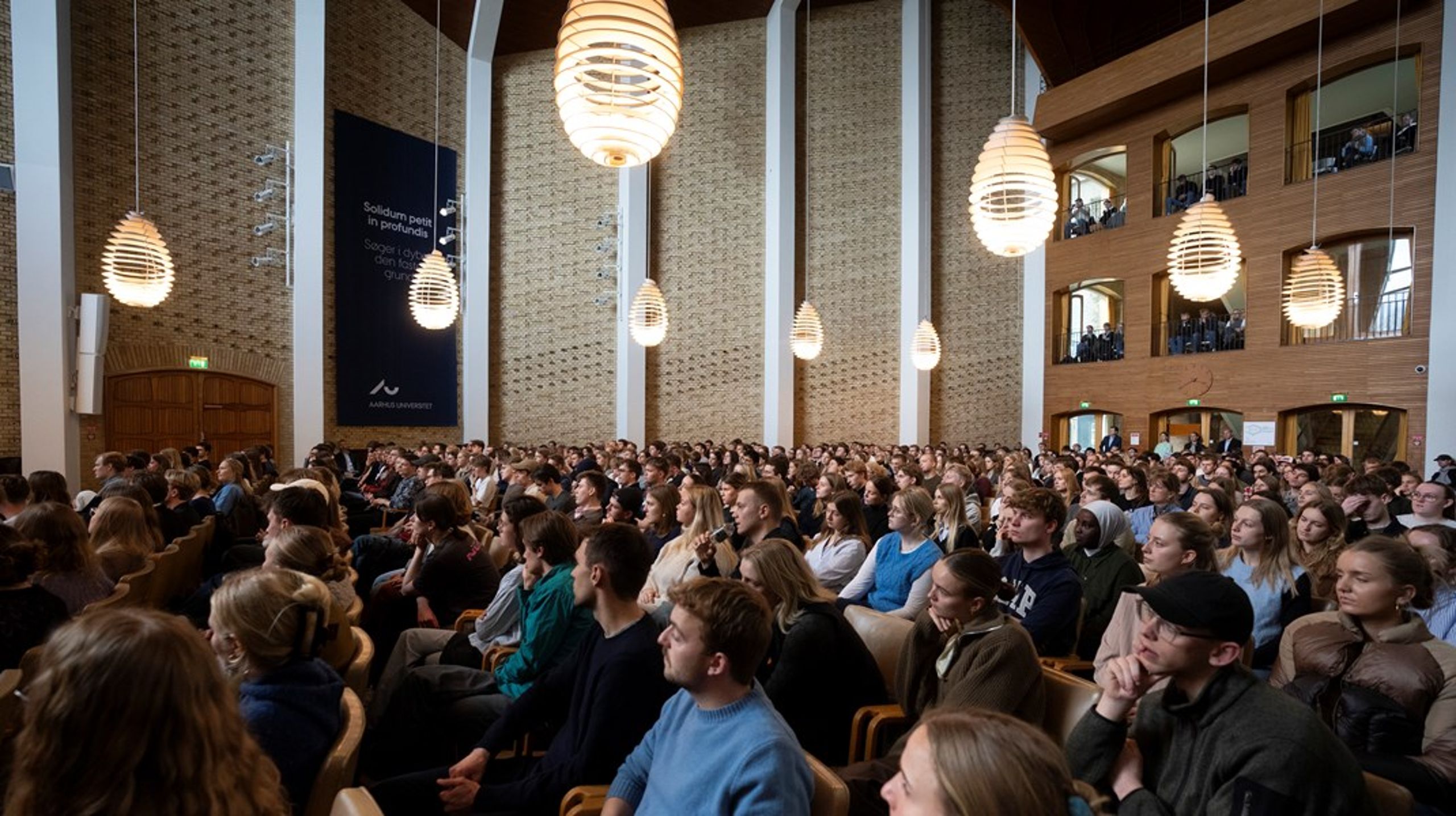 Videnskabsteori er stadig et essentielt fag, der giver studerende nødvendige&nbsp;redskaber til at vurdere viden kritisk, skriver fire forskere.