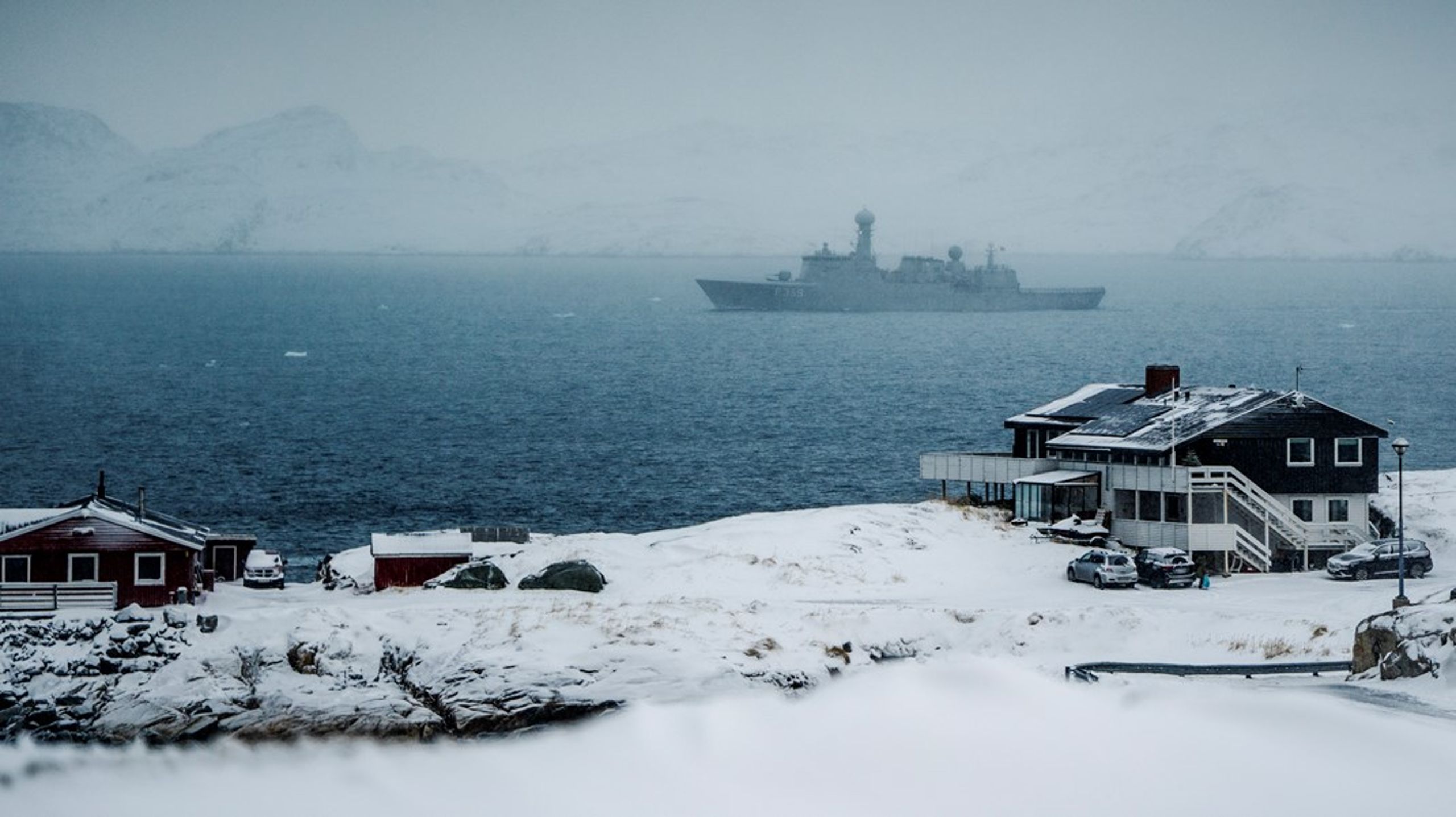 Hvis hele miseren har lært os noget, må det være, at de flydende trusselsbilleder og turbulente krisestunder kræver varsomhed, is i maven og et pragmatisk udsyn, skriver&nbsp;Andreas Bøje Forsby.