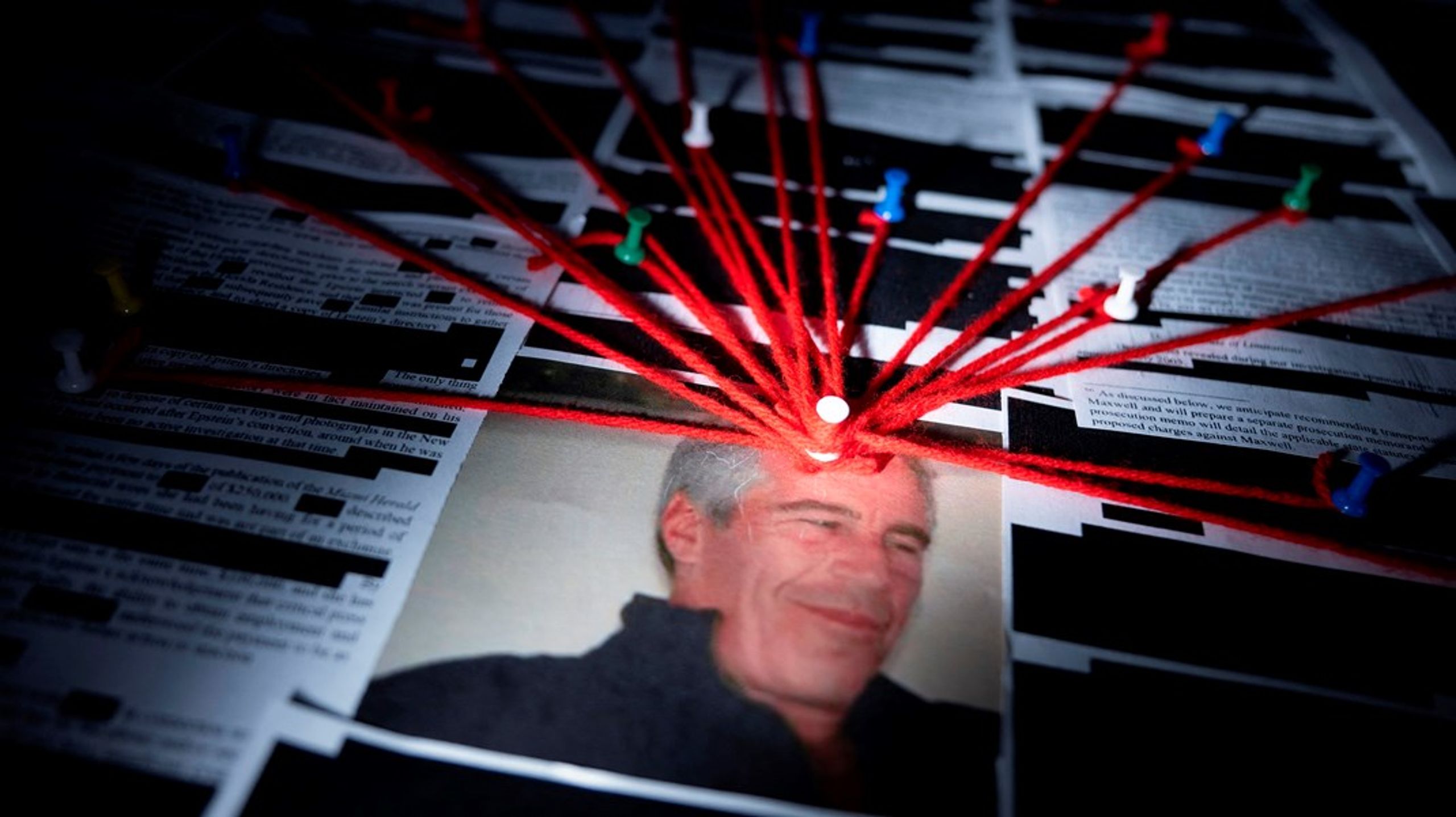 Epstein-sagen er et wakeup call for demokratiet om at øge kontrollen med de rige, adlen, politikere, topledere og andre magtfulde, også i kulturverdenen og medieverdenen,&nbsp;skriver Christian Groes.