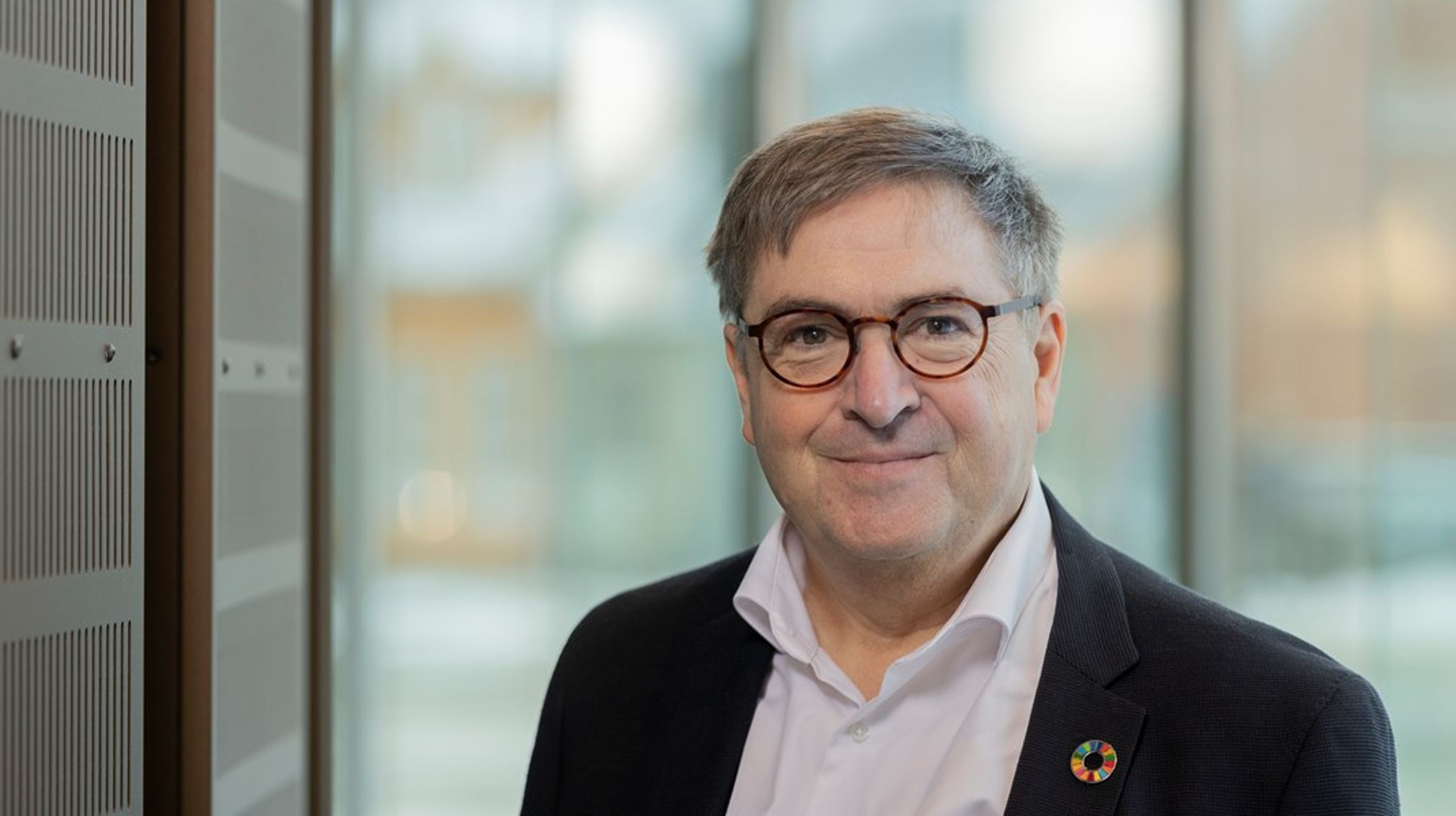 Region Midtjyllands koncerndirektør går på pension.