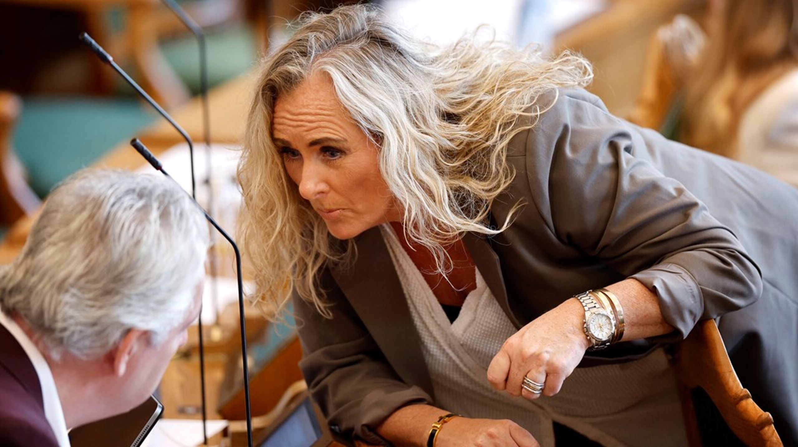 Tirsdag havde Chalotte Bagge første dag tilbage i rollen som Moderaternes landsbrugsordfører. Gensynet blev ikke lige varmt med de andre partiers ordførere.&nbsp;