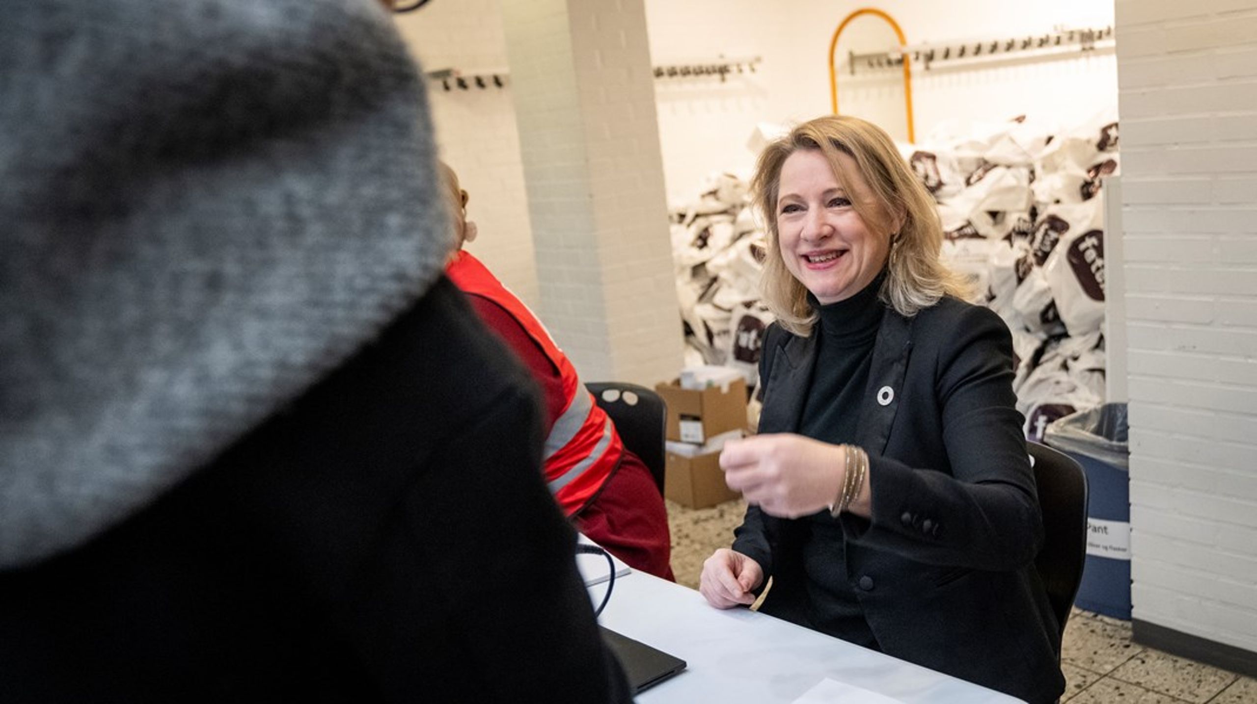 Den nuværende finansieringsmodel for civilsamfundet risikerer at institutionalisere en kløft, hvor en elite i Nordsjælland definerer rammerne for velfærden i Vestjylland, skriver Kim Nielsen fra Vollsmoseforeningen, Respekt. Hans indlæg er det første i en debatrække om mindre, lokale foreninger.
&nbsp;