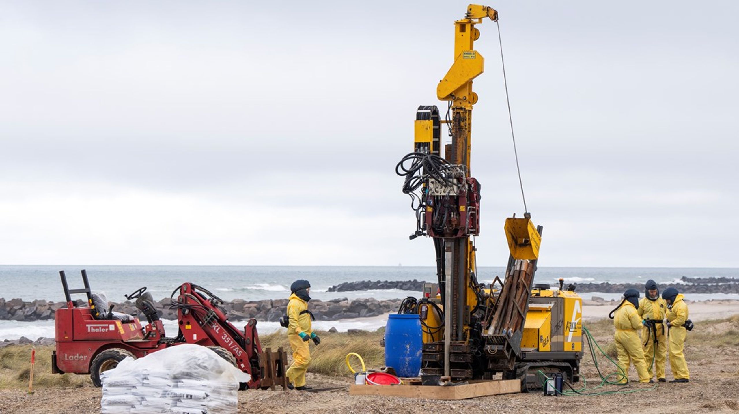 Det her er ikke bare en løftet pegefinger. Kommissionen taler om 
"væsentlige problemer med gennemførelsen" af EU's vandrammedirektiv, skriver Rasmus Nordqvist.<br>