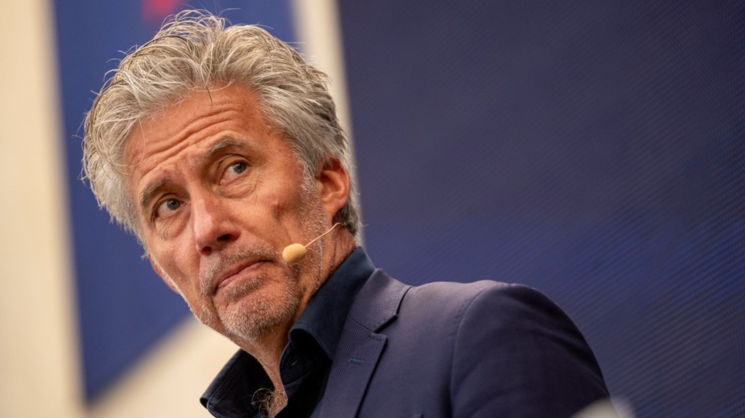 Leder af Venstre i Europa-Parlamentet, Morten Løkkegaard, har erklæret krig mod EU's nye regler om lønåbenhed.