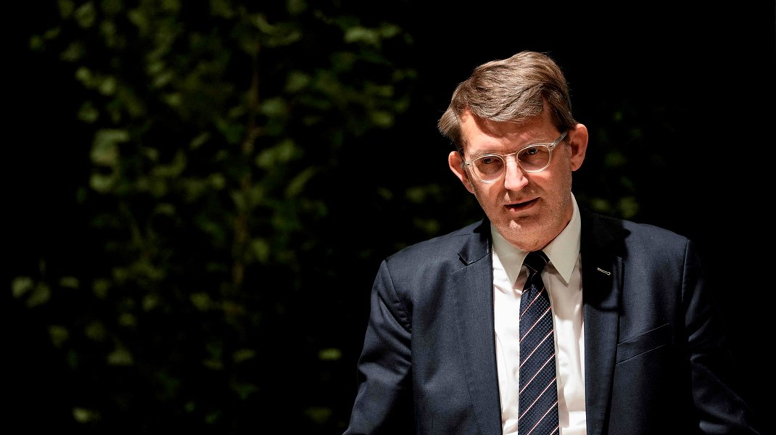 Vi lever i rovdyrenes tid, og statsministerkandidaten og blå blok lægger op til at gøre rovdyrene endnu stærkere på bekostning af de svagere dyr på savannen, skriver Knud Vilby.