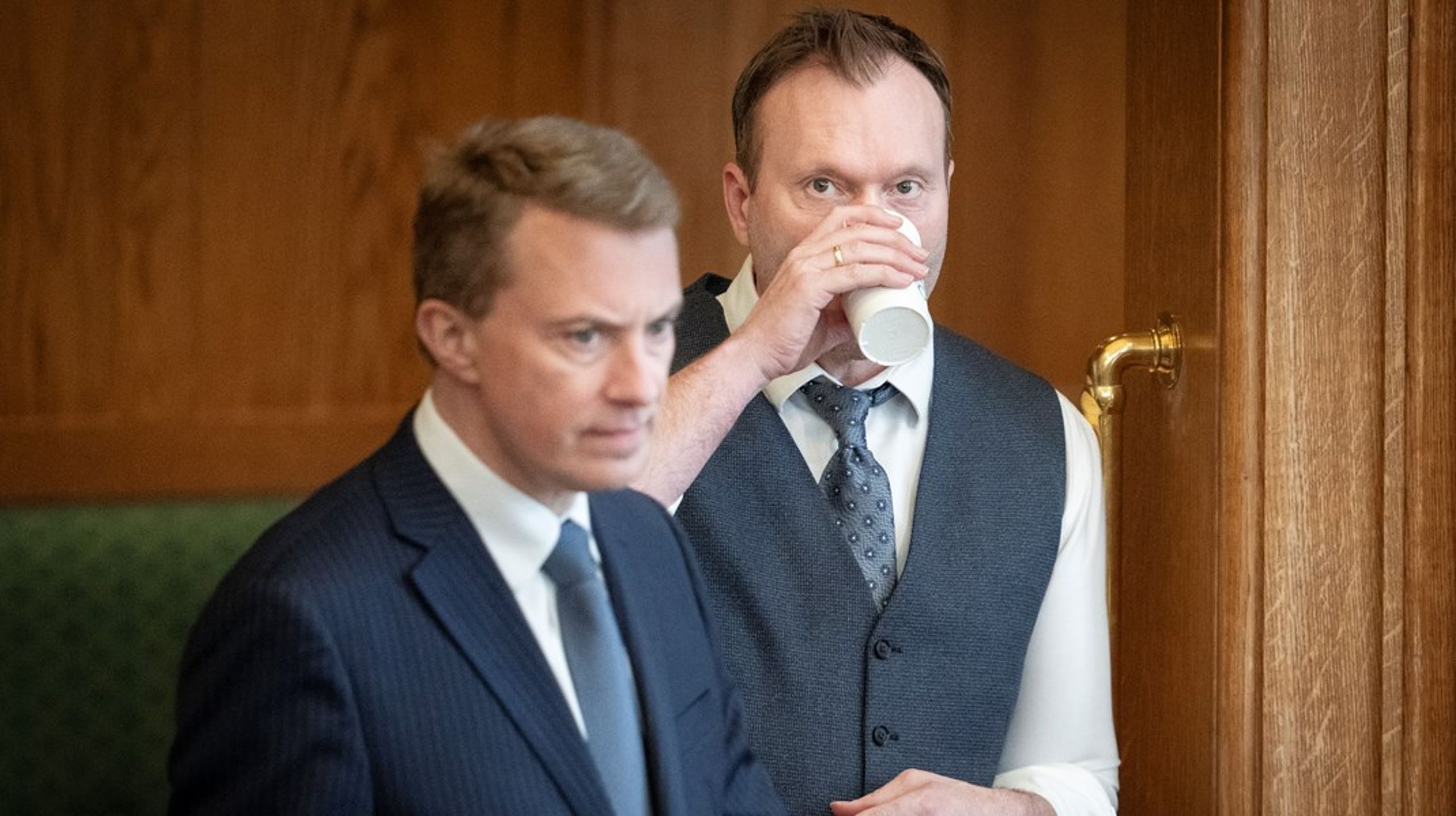 Det virker uklogt af kulturministeren at overse den kulturdebat om grundlæggende værdier i vores samfund, som LA, DF og BP forsøger at skabe, skriver&nbsp;Niels Frid-Nielsen.