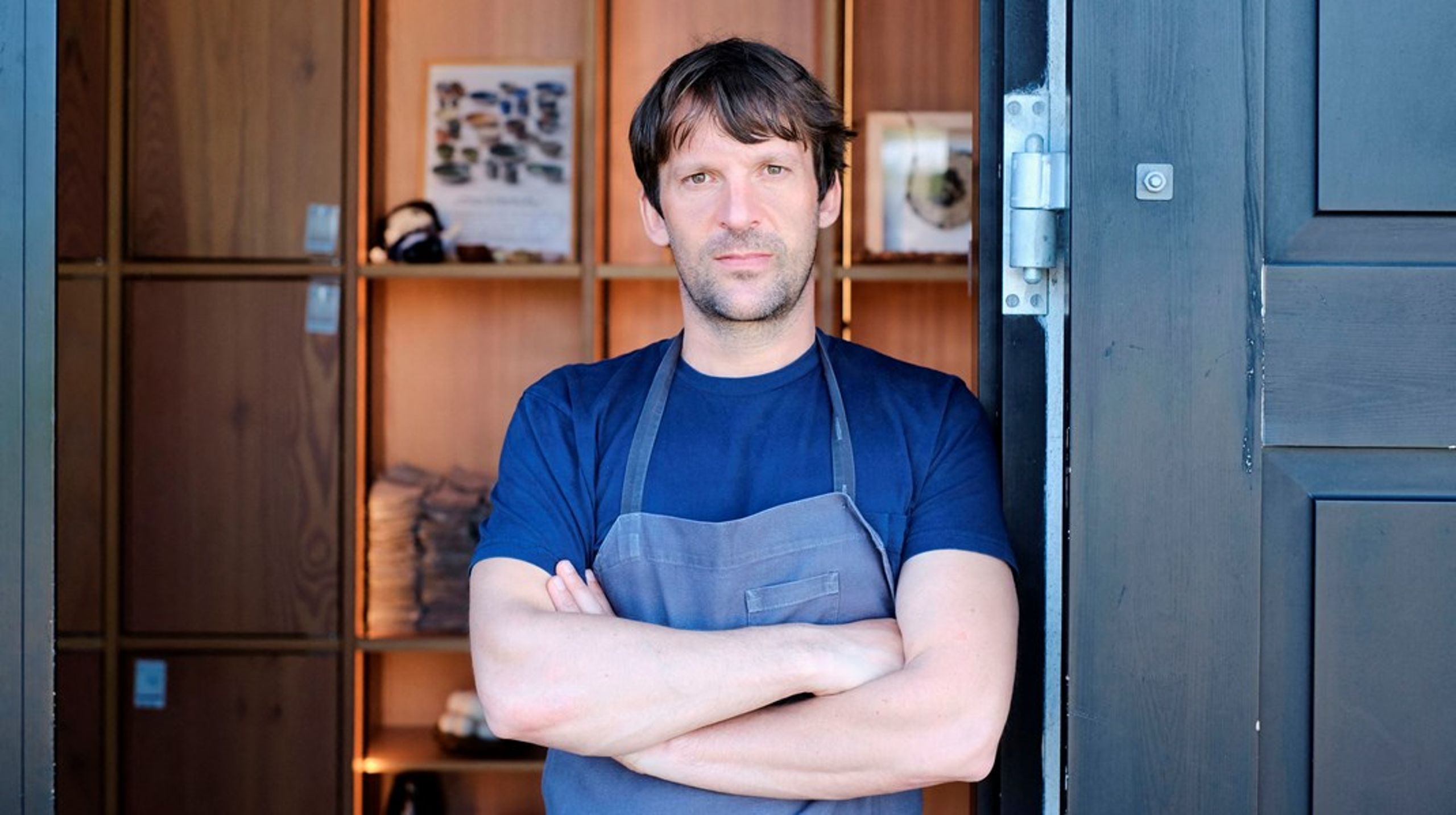 Restaurantchef&nbsp;og medstifter René Redzepi træder tilbage fra Noma.