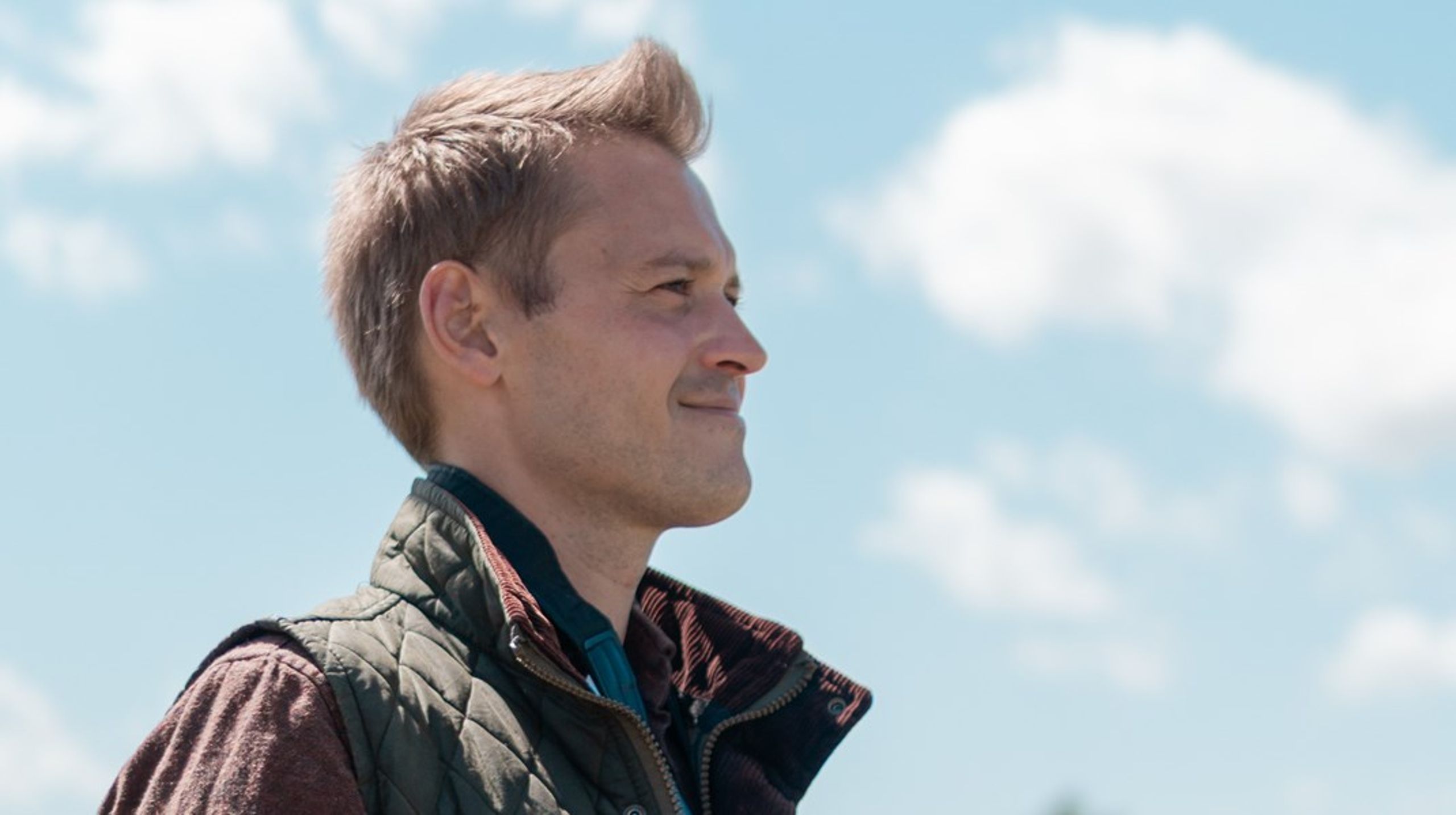 Ude i den virkelige virkelighed er det hele meget mere komplekst, end de to fløje forsøger at reducere det til, skriver Mads Brenøe, folketingskandidat for Liberal Alliance i Sjællands Storkreds.