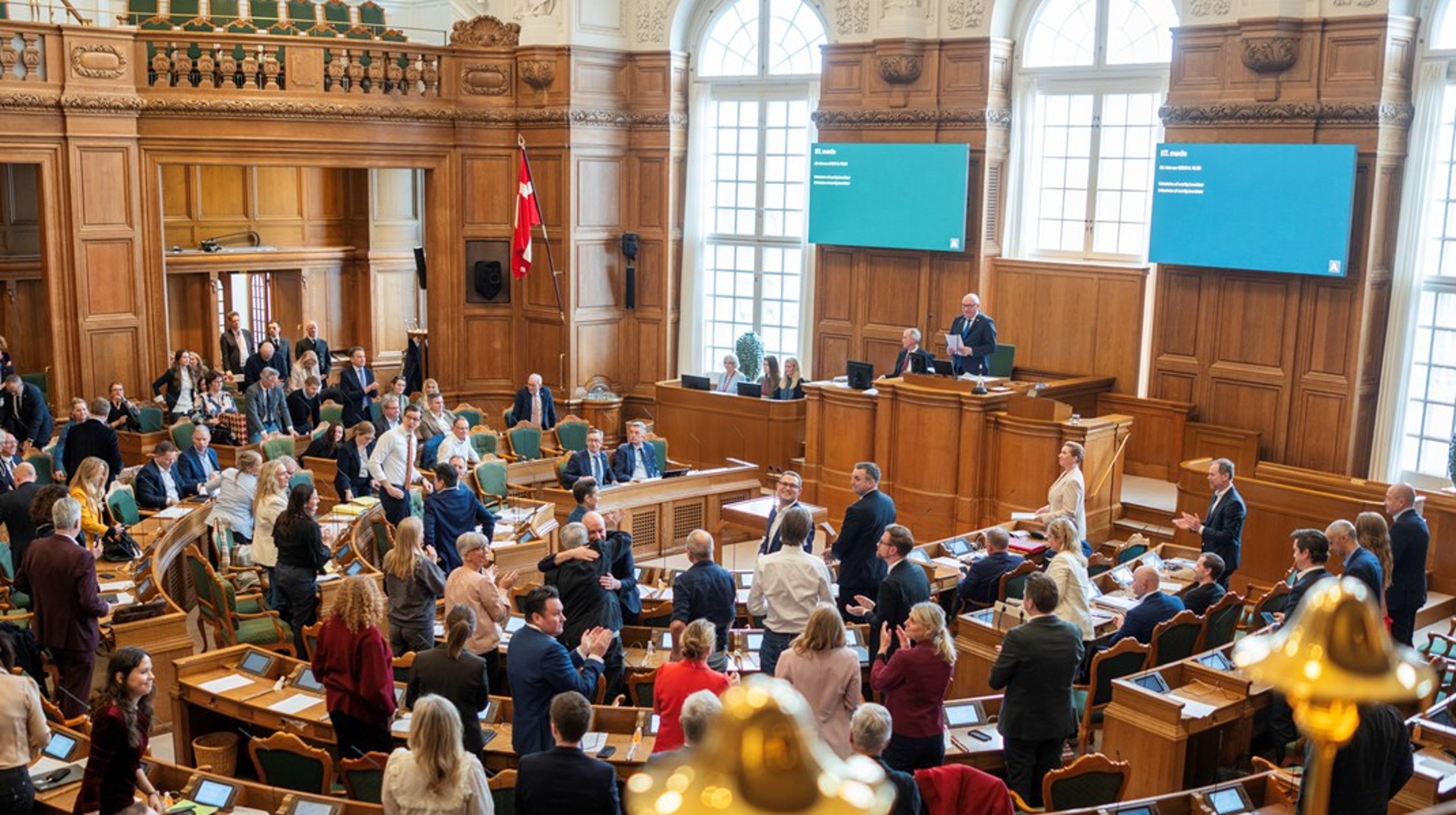 Ellen Schärfe stiller op til folketingsvalget for Atassut.
