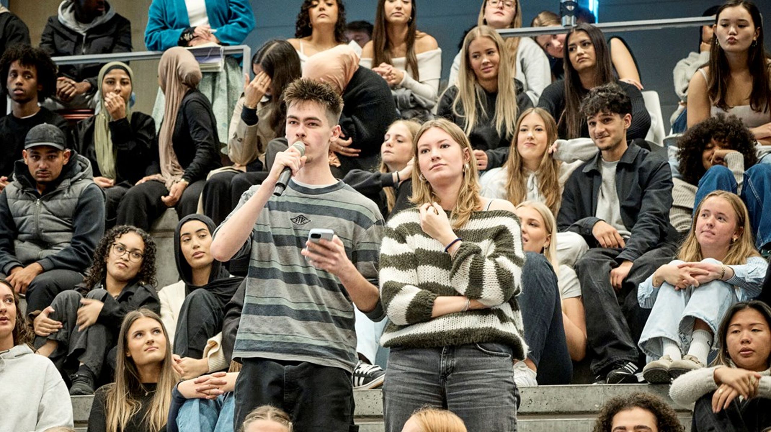 Vi skal sørge for, at de unge kommer med ind i maskinrummet, både for at styrke deres demokratiske dannelse og deres demokratiske selvtillid, skriver&nbsp;Ruben Kidde og Liva Lange.