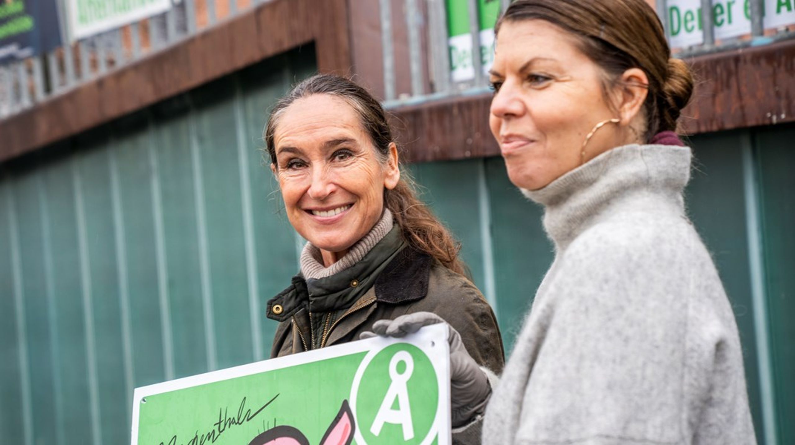 Alternativet er ikke på nuværende tidspunkt repræsenteret i Københavns Omegn – og det står ikke til at ændre sig.
En stor joker er imidlertid journalist, aktivist og foredragsholder&nbsp;Signe Wenneberg, der er blevet partiets spidskandidat.