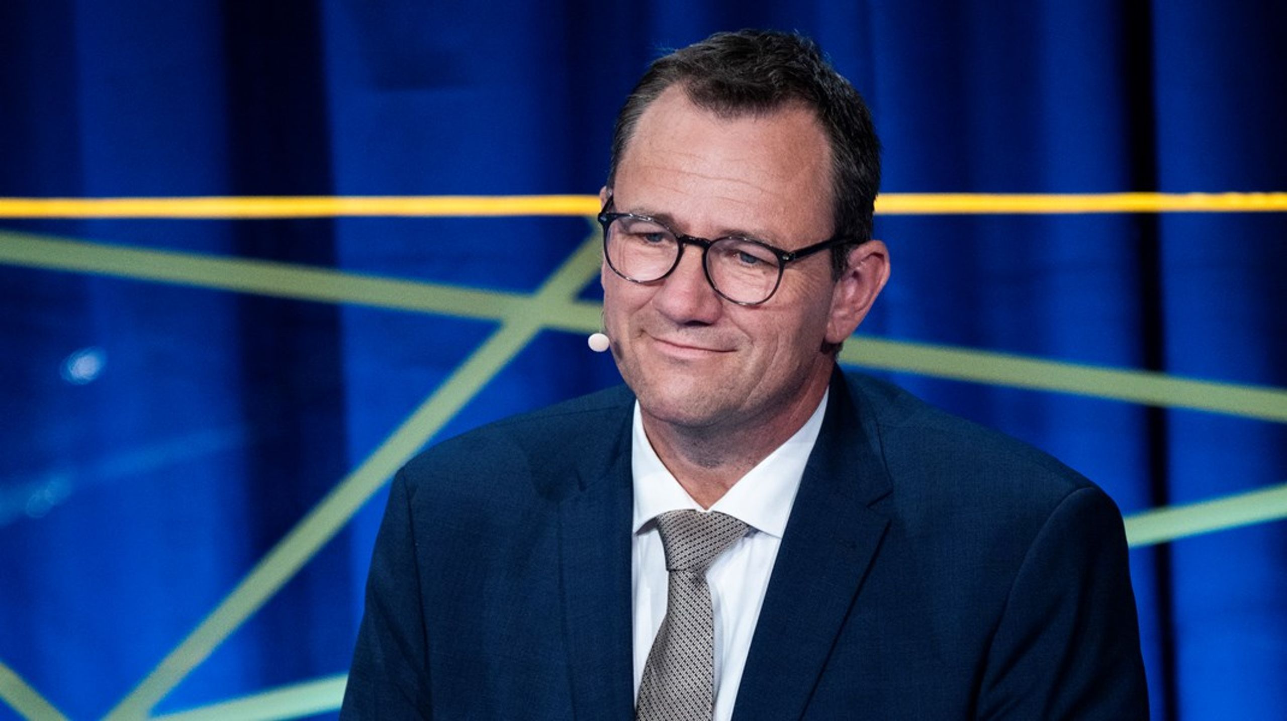 <div>Set fra min stol bliver det afgørende, at den tiltagende kritik af EU’s kvotehandelssystem for CO2, som nu også får skylden for at være med til at øge priserne, ikke ender med at underminere systemet i et forsøg på et hurtigt fix, skriver Niels Flemming Hansen.</div><br>