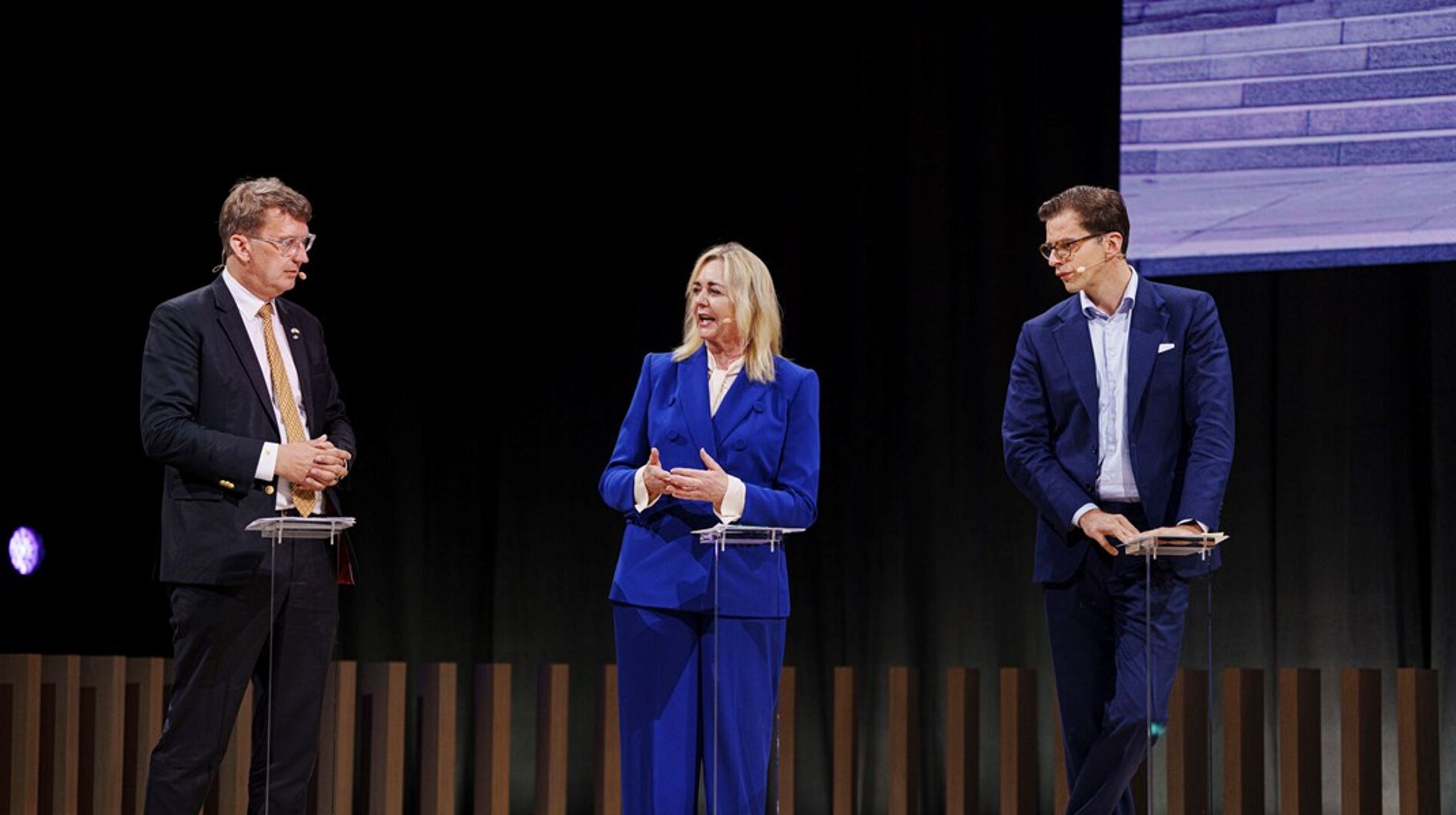 Torels Lund Poulsen (V), Mona Juul (K) og Alex Vanopslagh (LA) ønsker alle en blå regering. Men de kan ende med at spænde ben for hinanden ved alle sammen at stille op i Østjyllands Storkreds, siger forsker i partivalg Rune Stubager.<br>