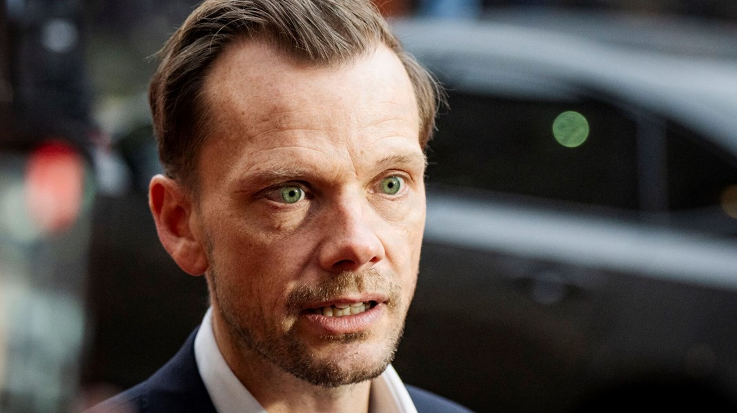 ”Det kan jo ikke nytte noget, at vi smider de redskaber ud,
der trods alt findes,” siger justitsminister Peter Hummelgaard (S).