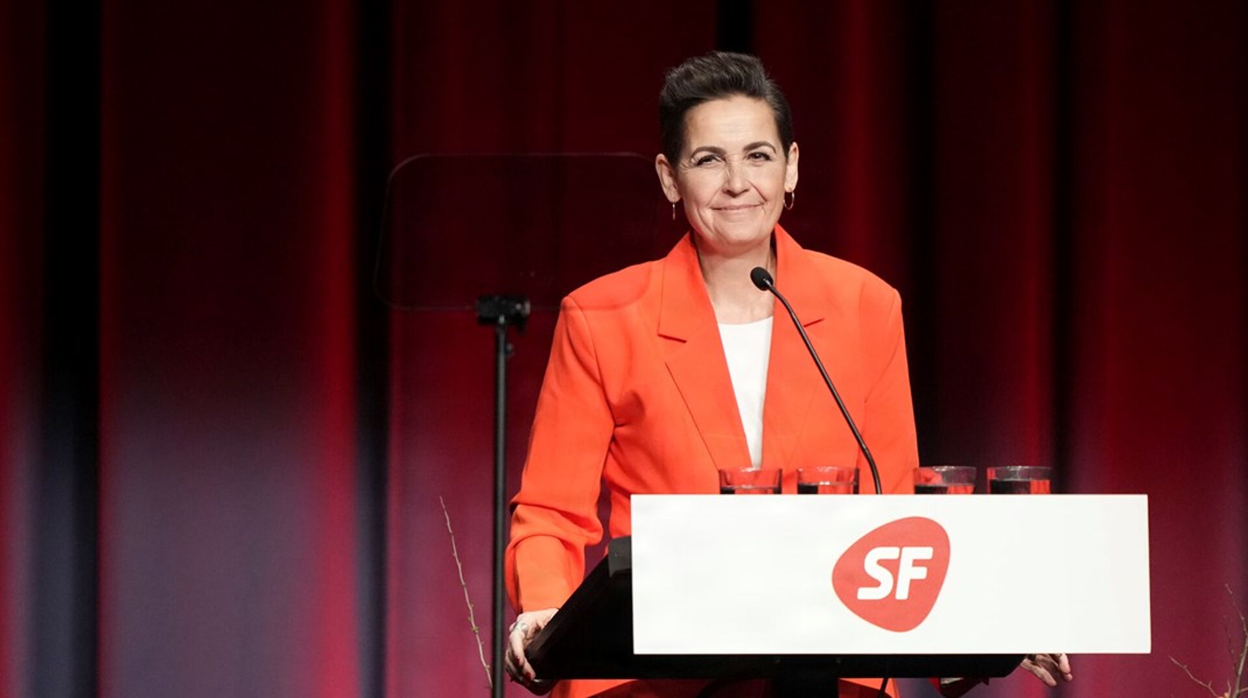SF-formand Pia Olsen Dyhr holdt tale til SF-landsmøde midt i valgkampens slutspurt.