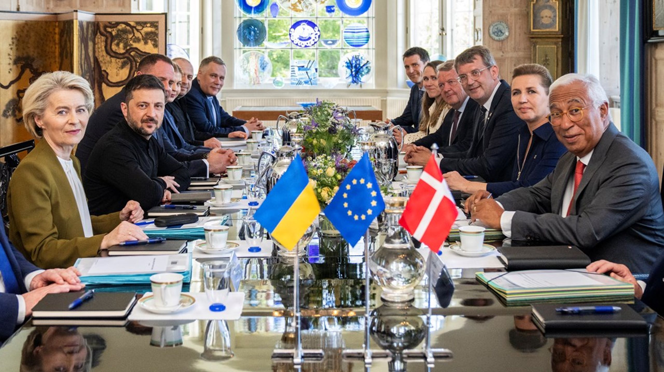 Mette Frederiksen har gennemgået en transformation fra at være Danmarks nok mest EU-skeptiske statsminister i 2019 til nu at være fuldbyrdet EU-støtte og en af unionens mest magtfulde politikere, skriver Jakob Dreyer.