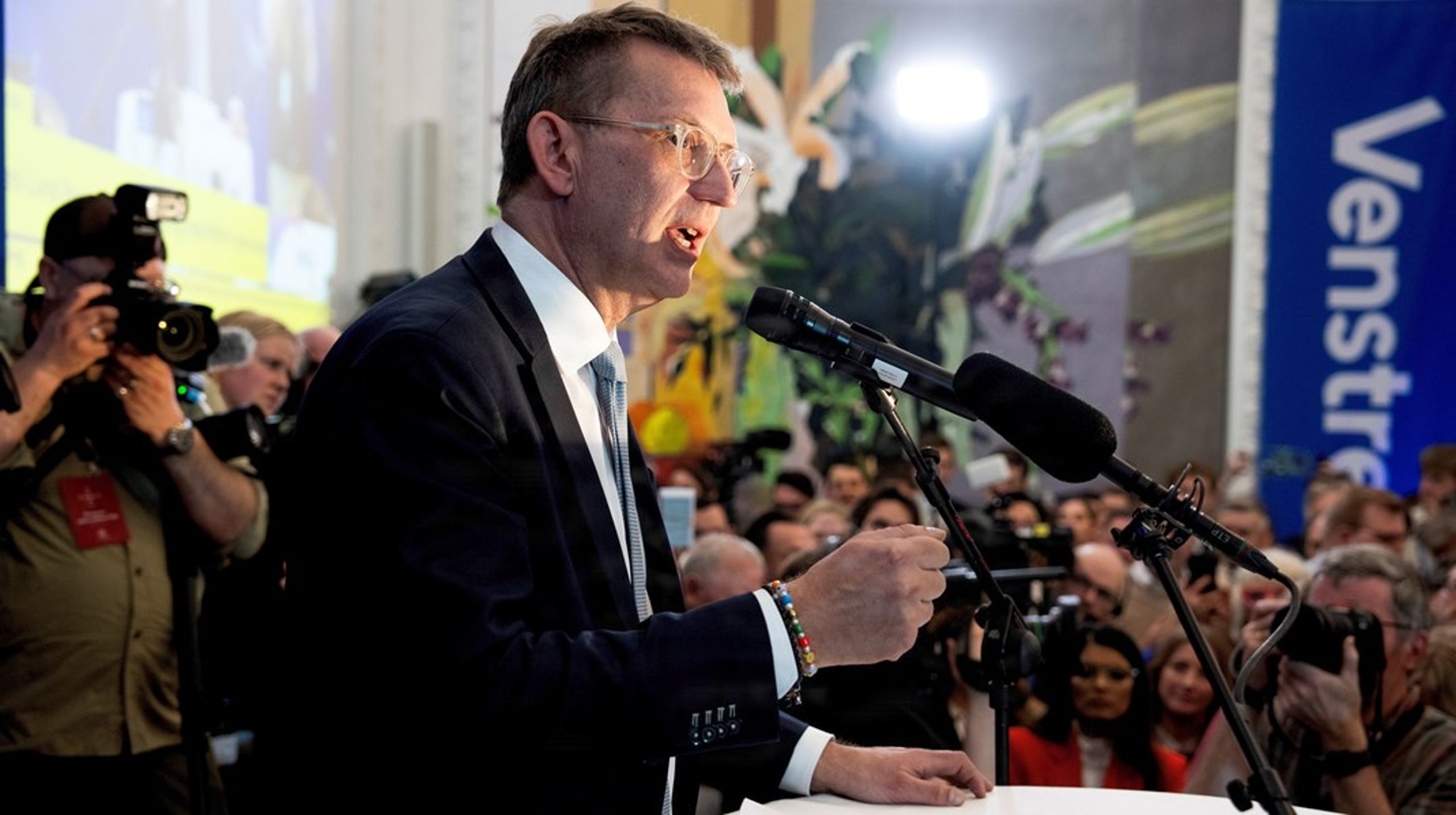 Venstre tabte fem mandater og er nu landets tredjestørste parti efter Socialdemokratiet og SF. I sin tale på valgnatten glædede partiformand Troels Lund Poulsen sig dog over, at Venstre fortsat er det største parti i blå blok.