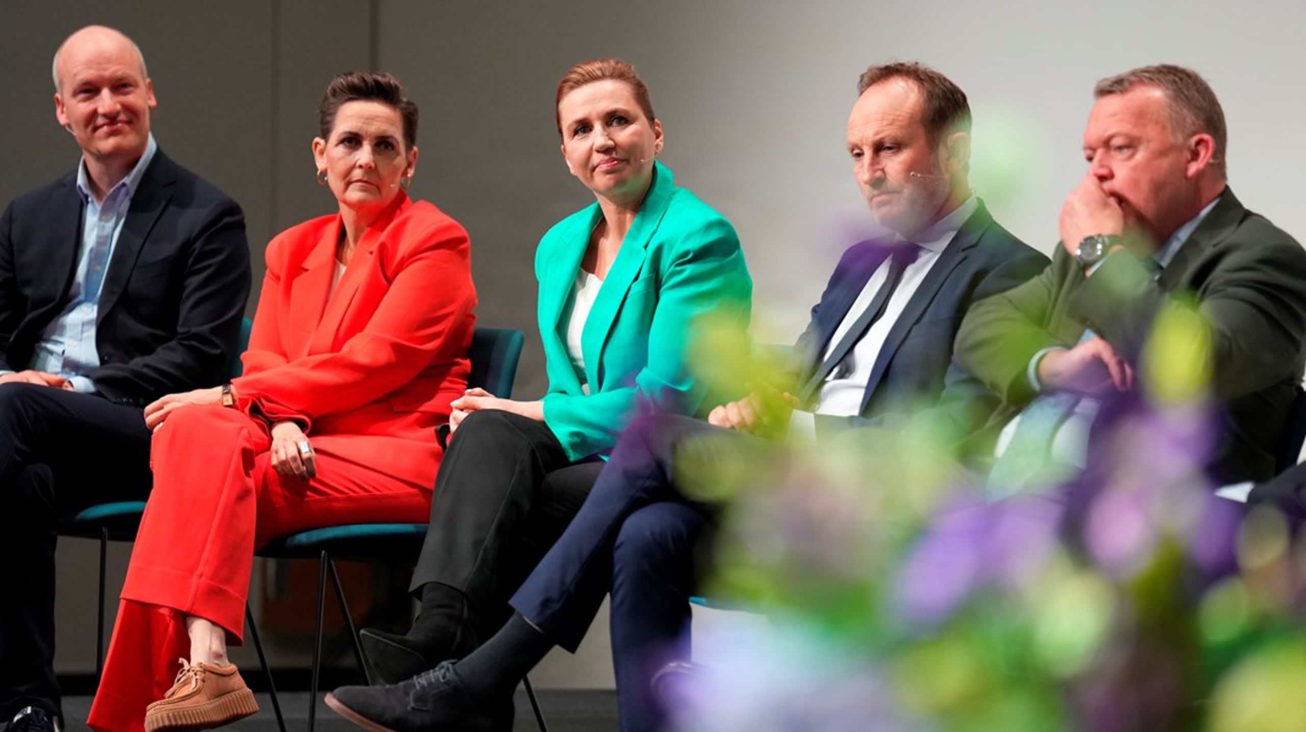 Alt er endnu åbent i forhandlingerne, men under onsdagens partilederdebat blev konflikten&nbsp;om arbejdsudbud - herunder pension - tegnet op mellem på den ene side Enhedslisten, SF og Socialdemokratiet og Moderaterne og Radikale Venstre på den anden.