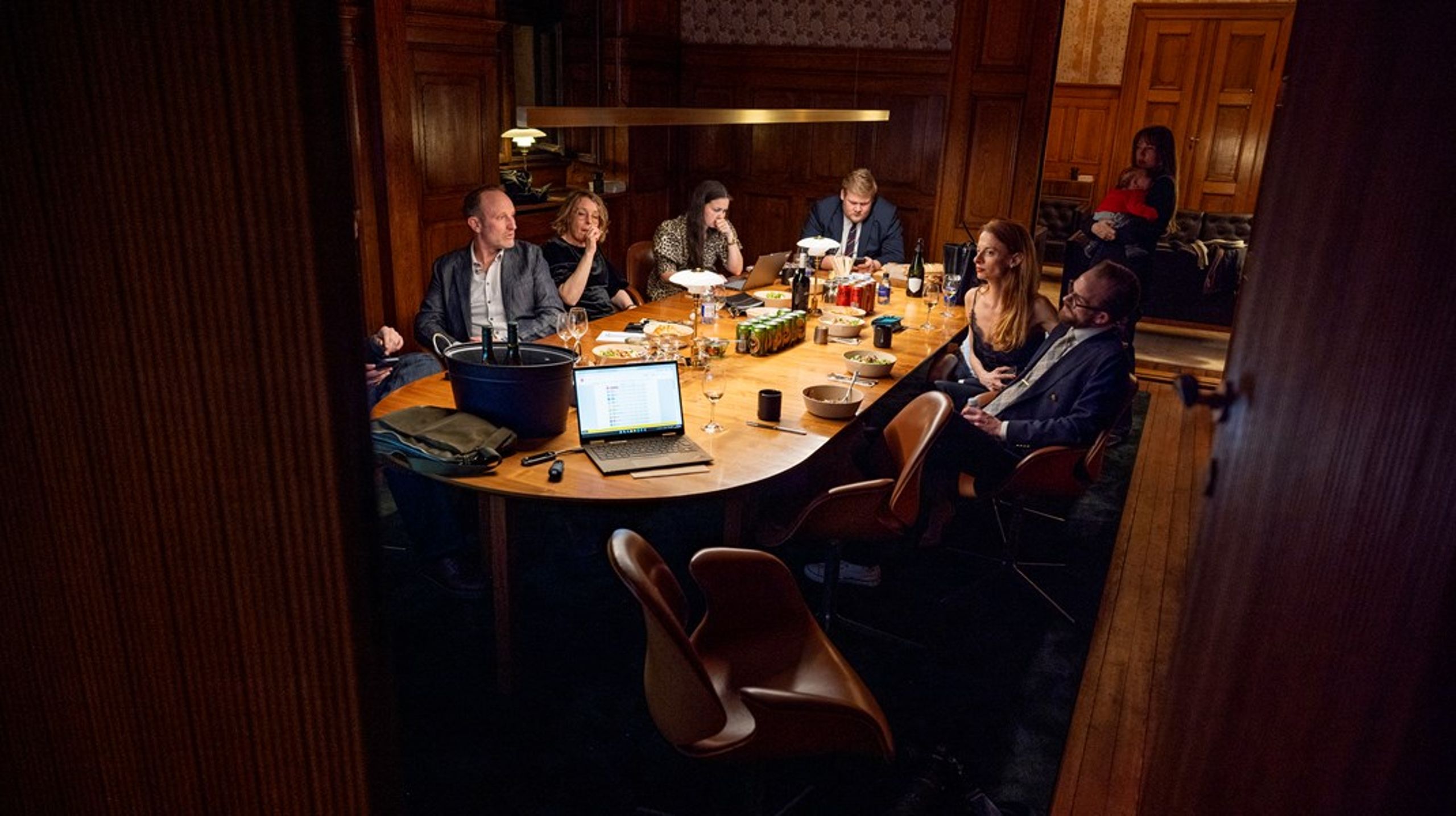 "Det værste ville være at havne samme sted som sidst, hvor man slet ikke skulle bruge vores mandater. Nu kan der ikke laves en regering uden os," sagde Martin Lidegaard lige efter DR's første exit poll var tikket ind på valgaftenen.