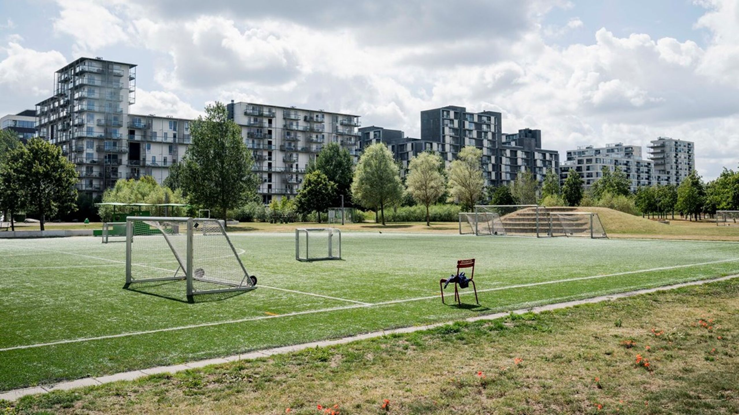 Fortællingen om nogle nye bydele&nbsp;er, at de er ”uden lokalt liv”, så indbyggerne hurtigt flytter videre igen, når de får muligheden, skriver Elise Stenholt Lange.