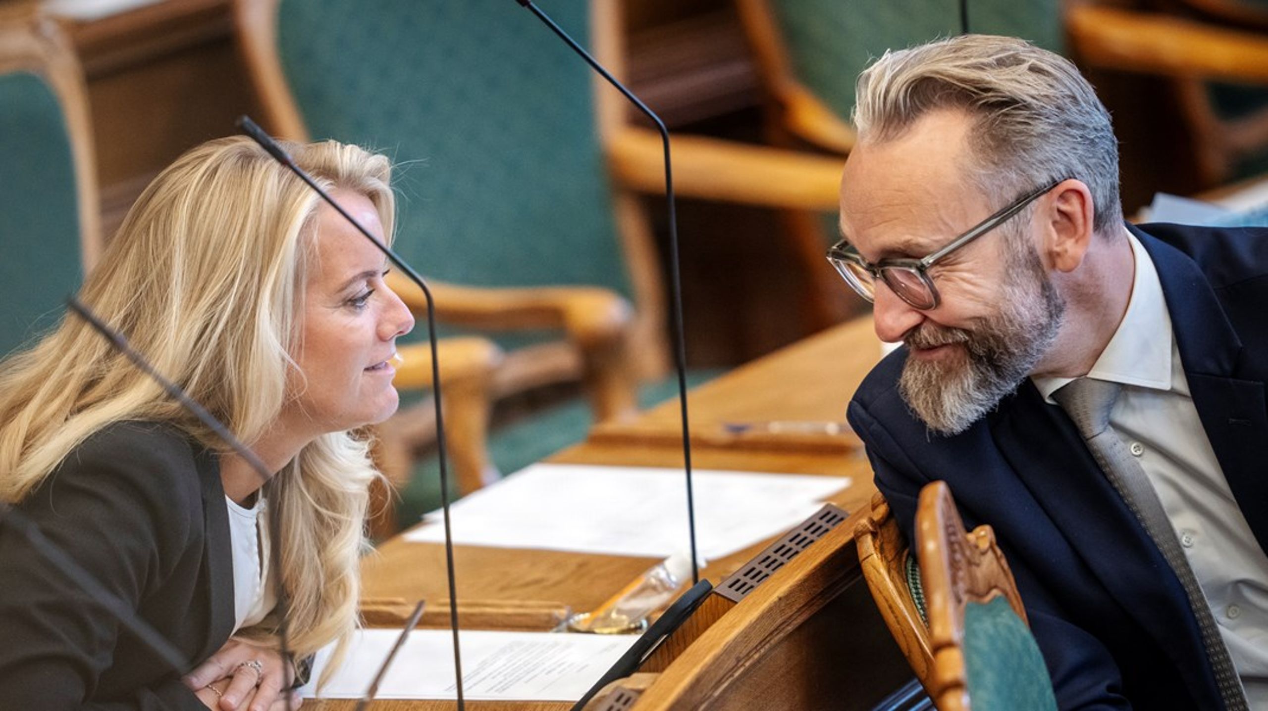 "Vælgerne har givet Liberal Alliance det bedste folketingsvalg i partiets historie, som har resulteret i en stærk og arbejdsom folketingsgruppe bestående af nye, sultne folketingsmedlemmer såvel som velkendte profiler. Jeg glæder mig meget til at følge den nye gruppe bestride deres nye ordførerposter," udtaler LA's gruppeformand, Ole Birk Olesen.