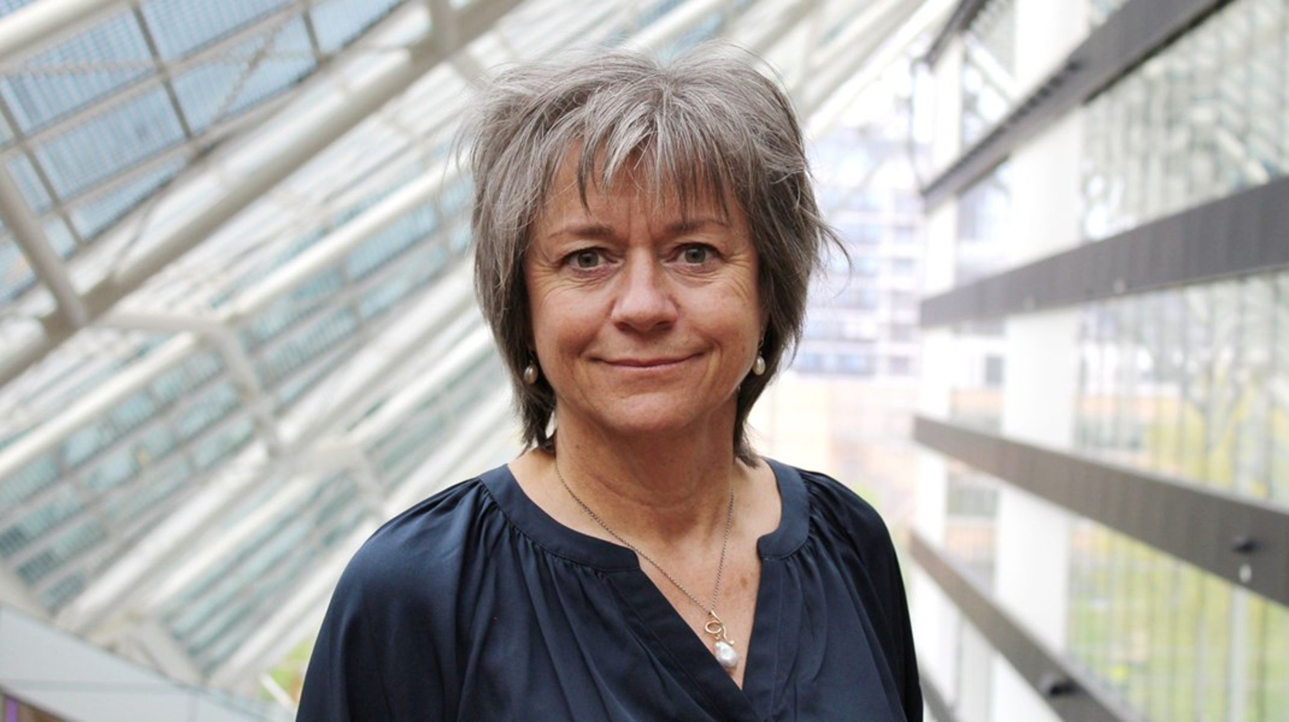 Hvis vi skal være sikre på, at grønne investeringer virkelig virker, og at vi faktisk når målene om reduceret energiforbrug og klimaneutralitet, skal energimærkeordningen opdateres, skriver Helle Juhler-Verdoner.