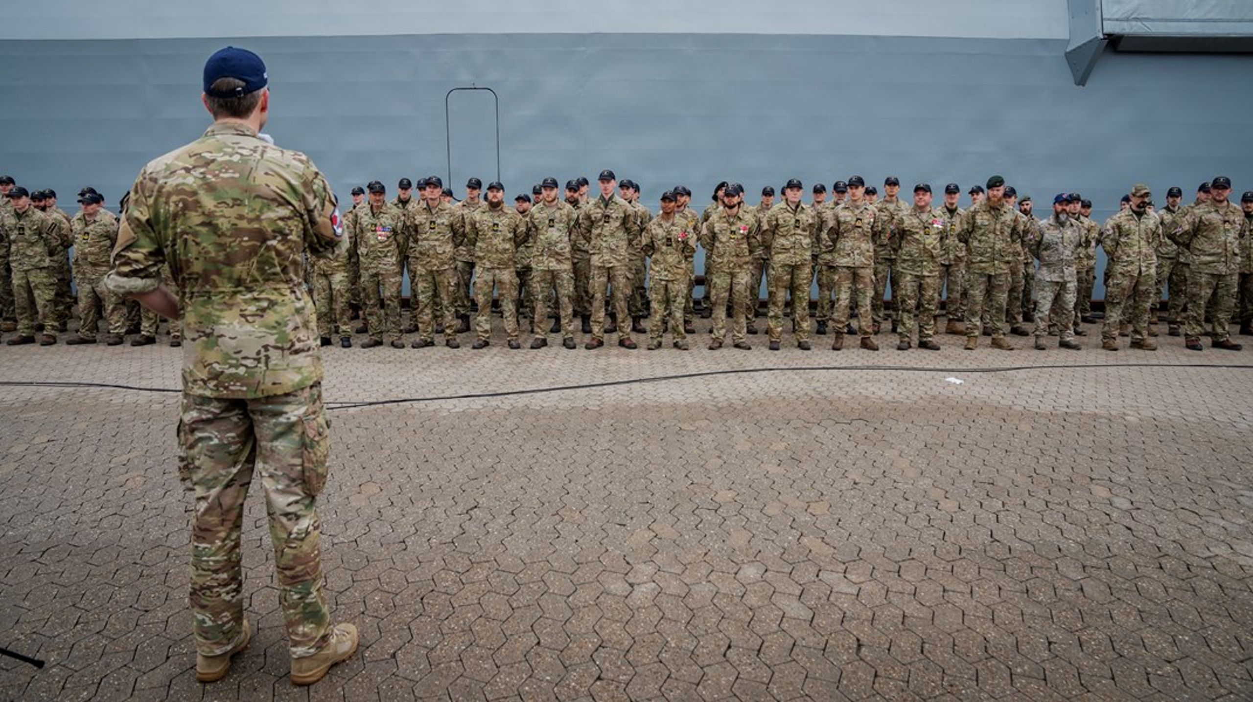 Den løsning, der ligger på bordet lige nu, går imod lønanalysen og skævvrider lønstrukturen i Forsvaret ved i høj grad at forskelsbehandle konstabler og korporaler på tværs af Forsvaret. Det er uacceptabelt, skriver&nbsp;Jesper Korsgaard Hansen.