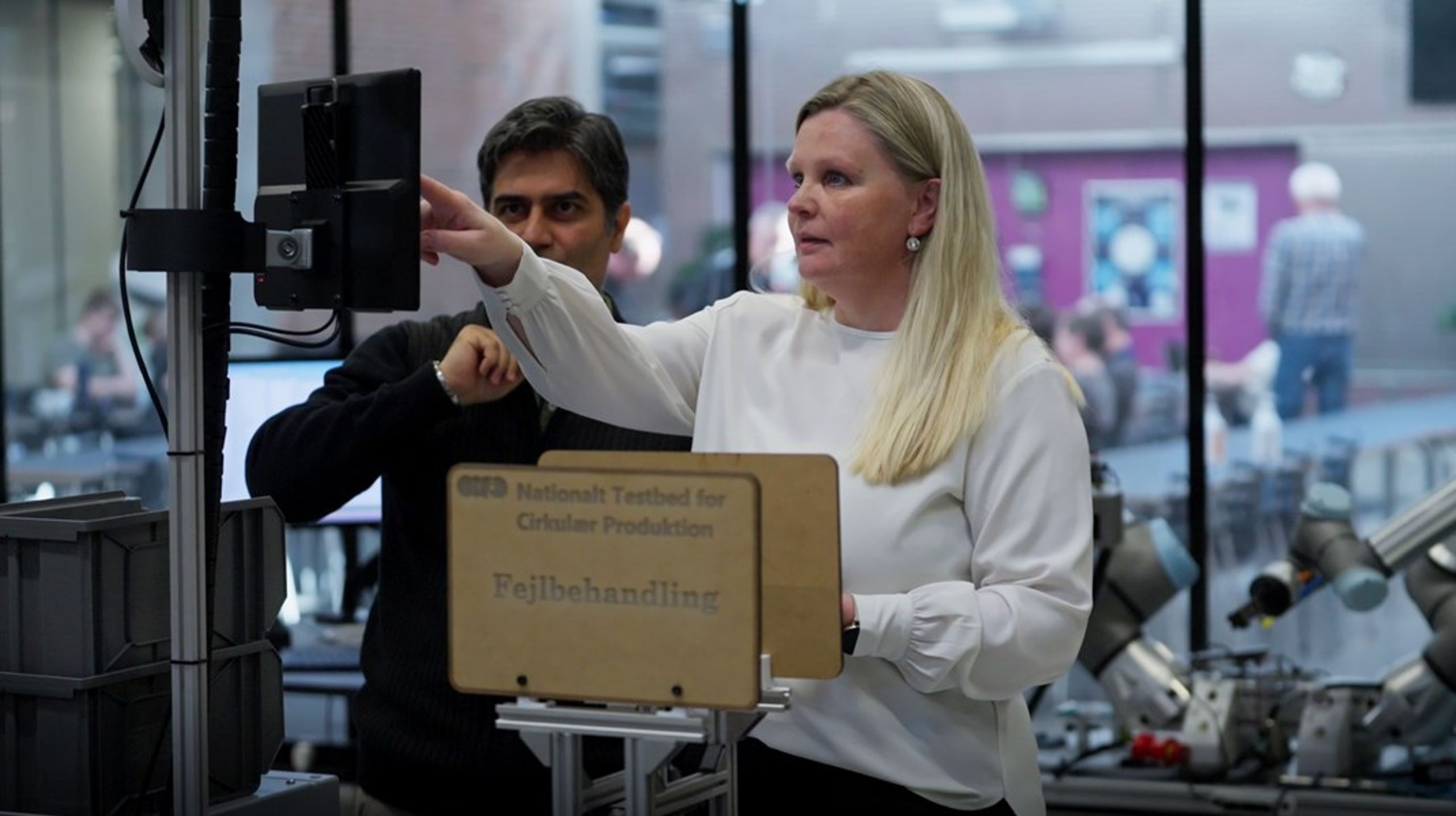 Astrid Heidemann Lassen er ekspert inden for avancerede materialer og produktionsprocessor. Hun arbejder til daglig som lektor ved Aalborg Universitet.