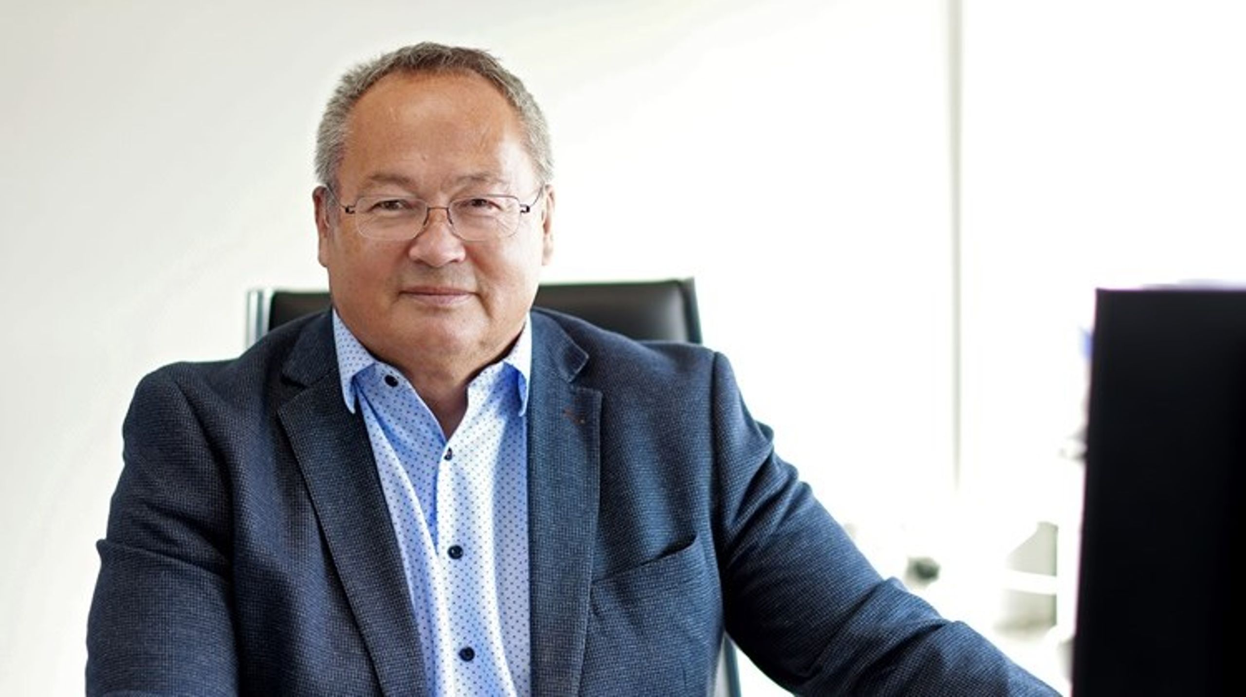 Palla Jerimiassen har trukket sig parmanent fra politik efter længere tids stresssygdom. Han var fra 2017 til 2025 borgmester i Avannaata Kommunia.