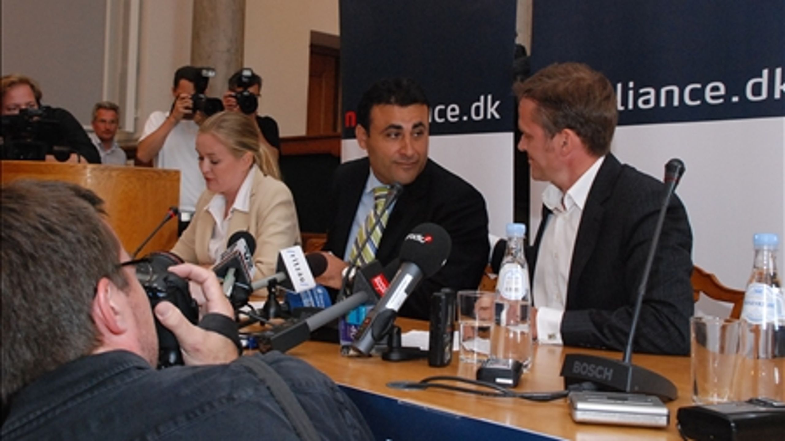 Khader og co. ønsker ikke at føre udlændingepolitikken tilbage til situationen i SR-regeringens dage, men asylpolitikken skal ændres.